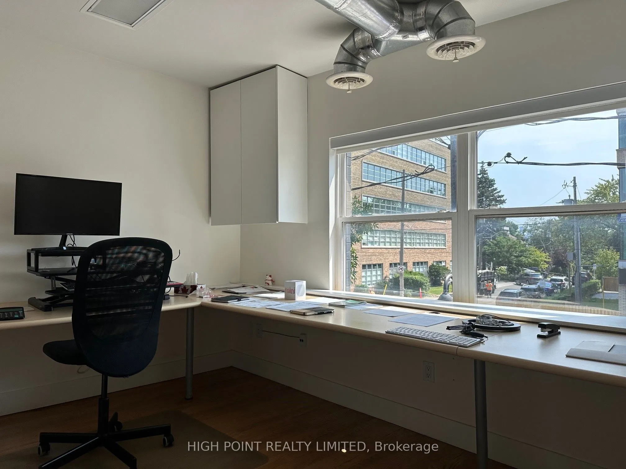 510 Eglinton Avenue W, #202