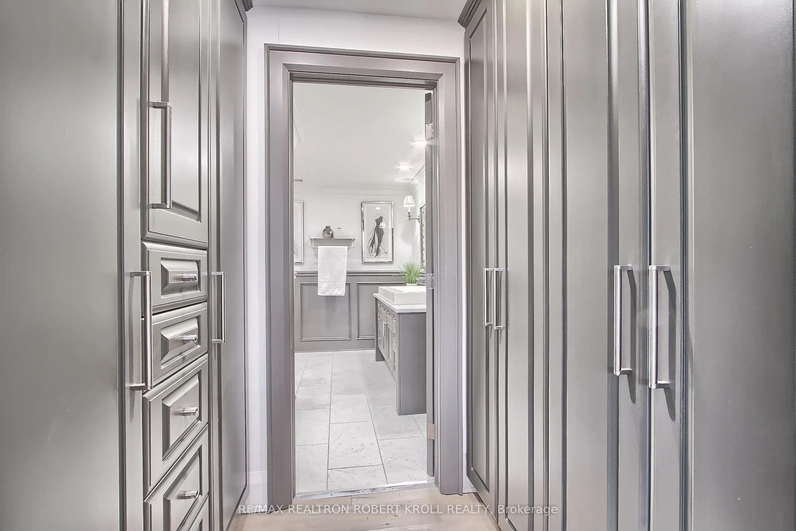 55A Avenue Road, #406
