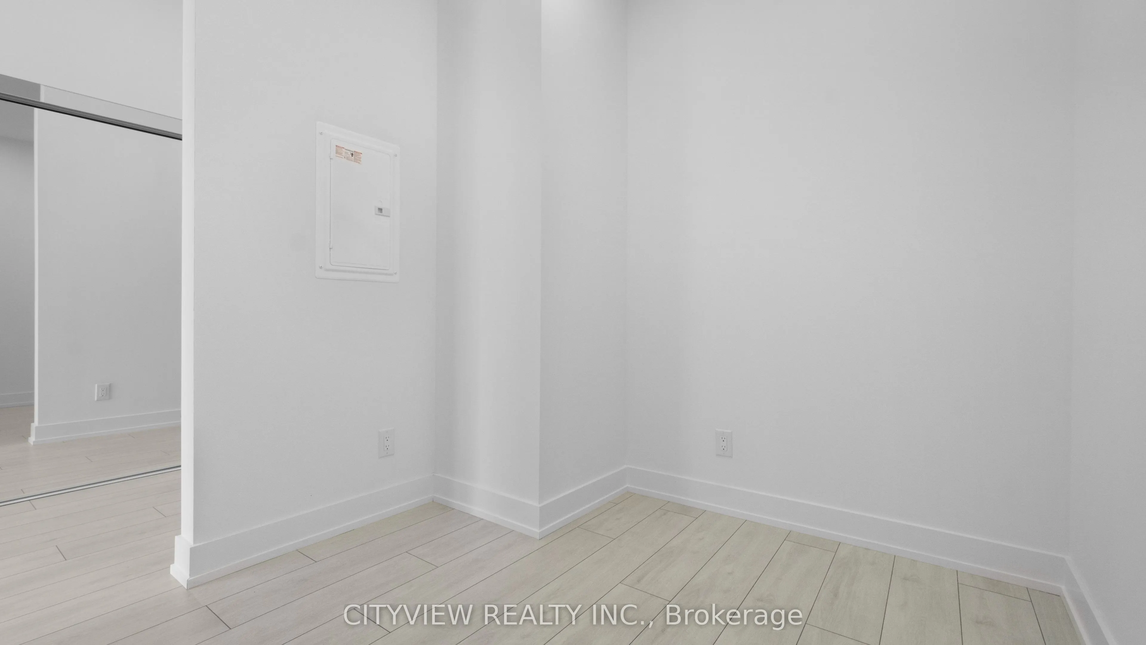 500 Dupont Street, #PH10