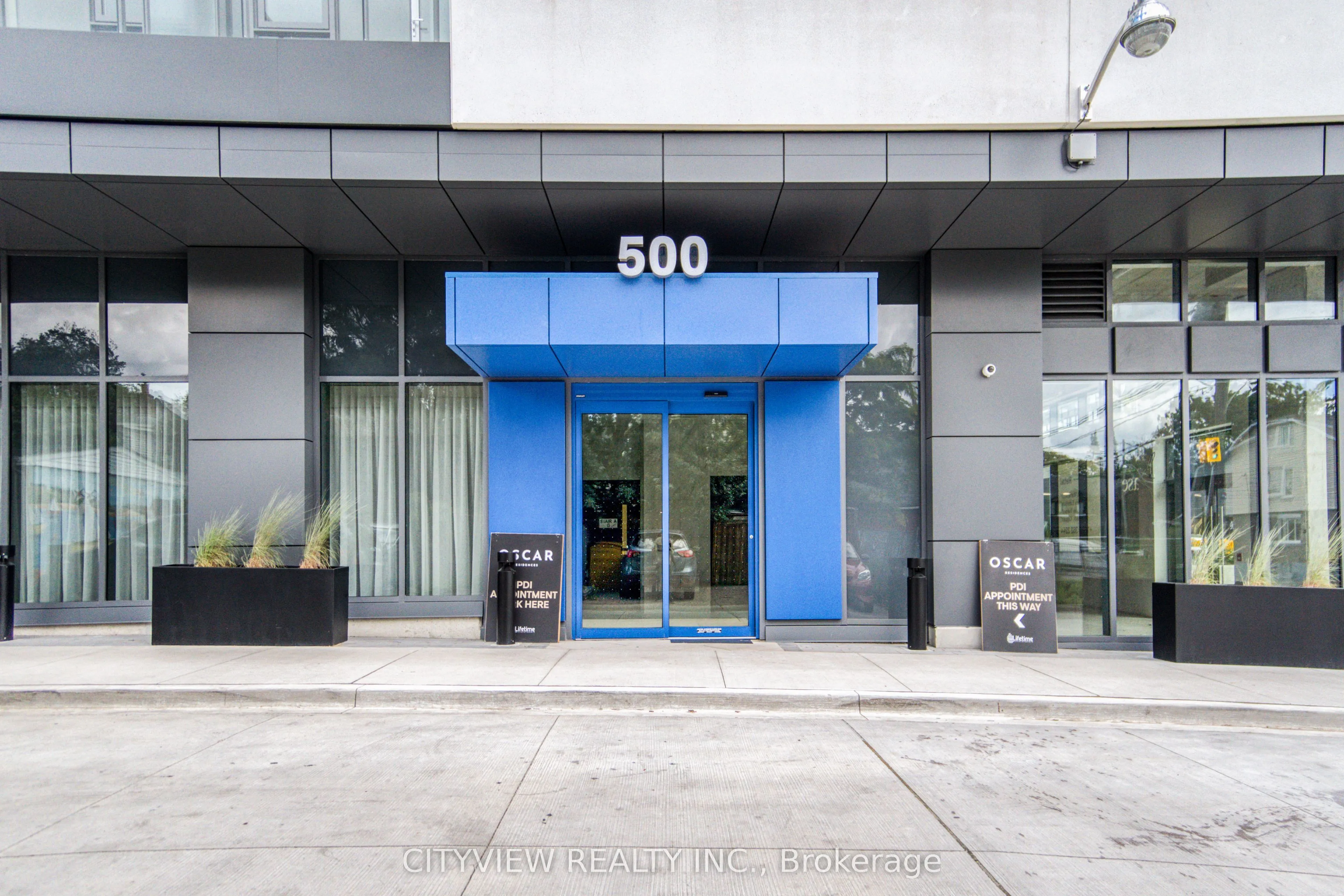 500 Dupont Street, #PH10
