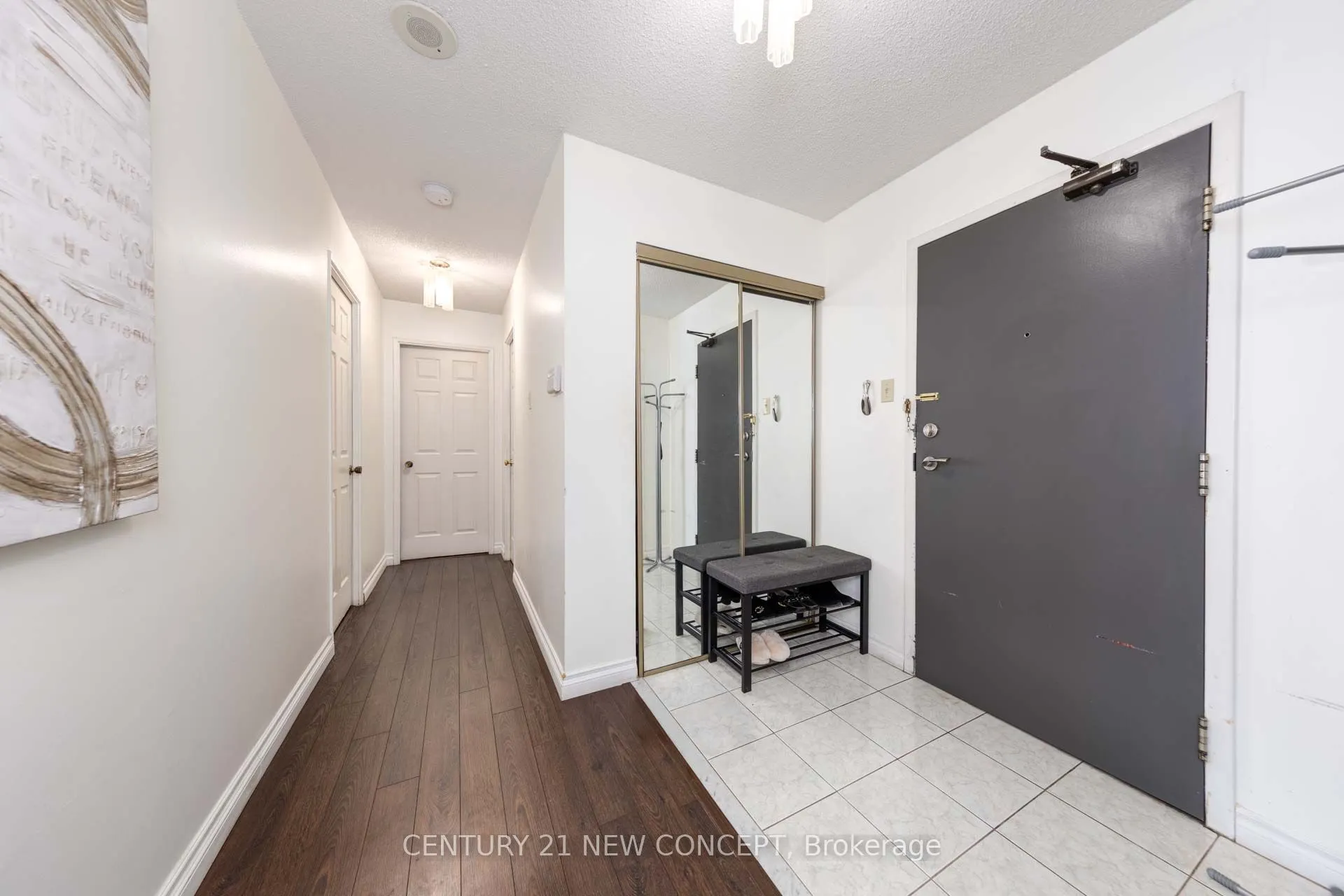 5460 Yonge Street, #707