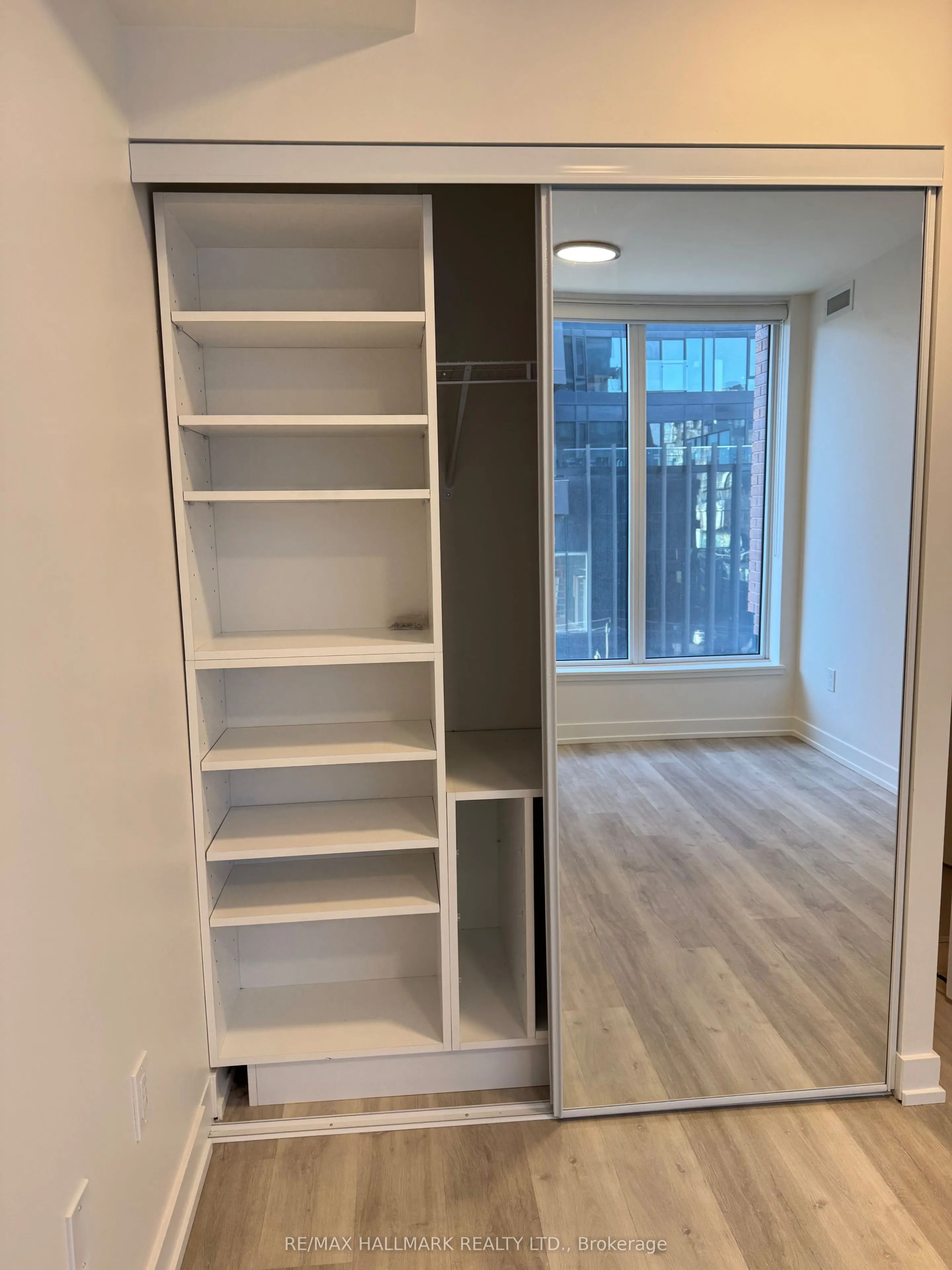 2 Augusta Avenue, #507