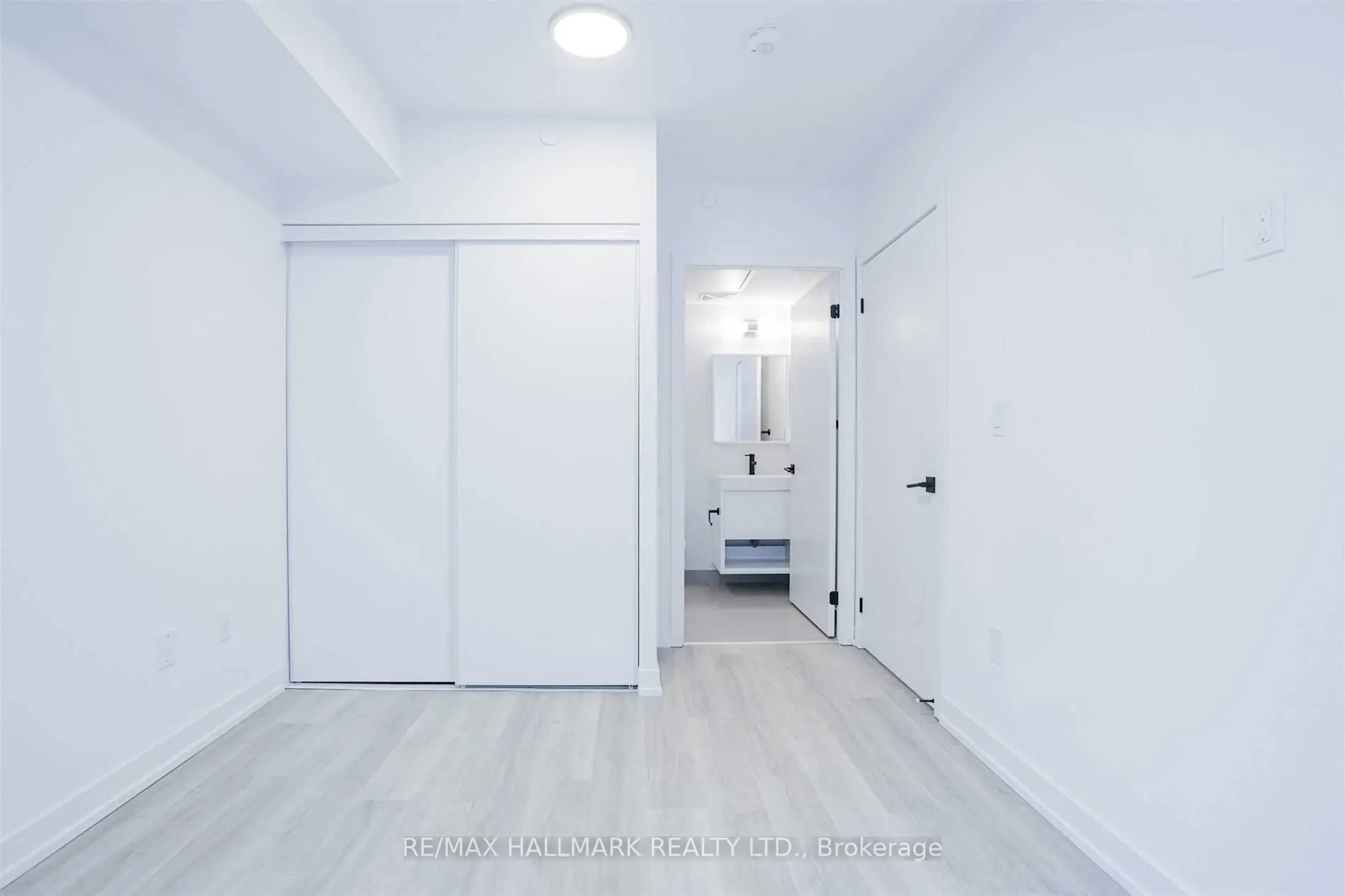 2 Augusta Avenue, #507