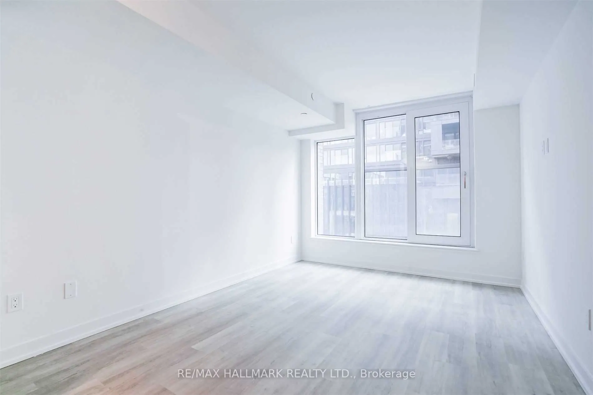 2 Augusta Avenue, #507