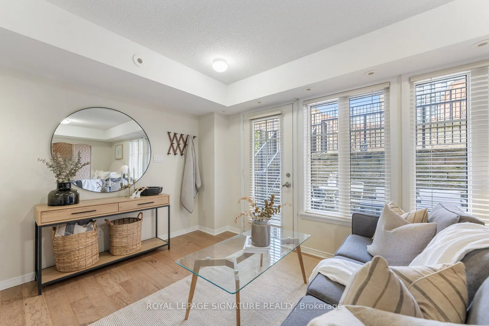 21 Pirandello Street, #1206