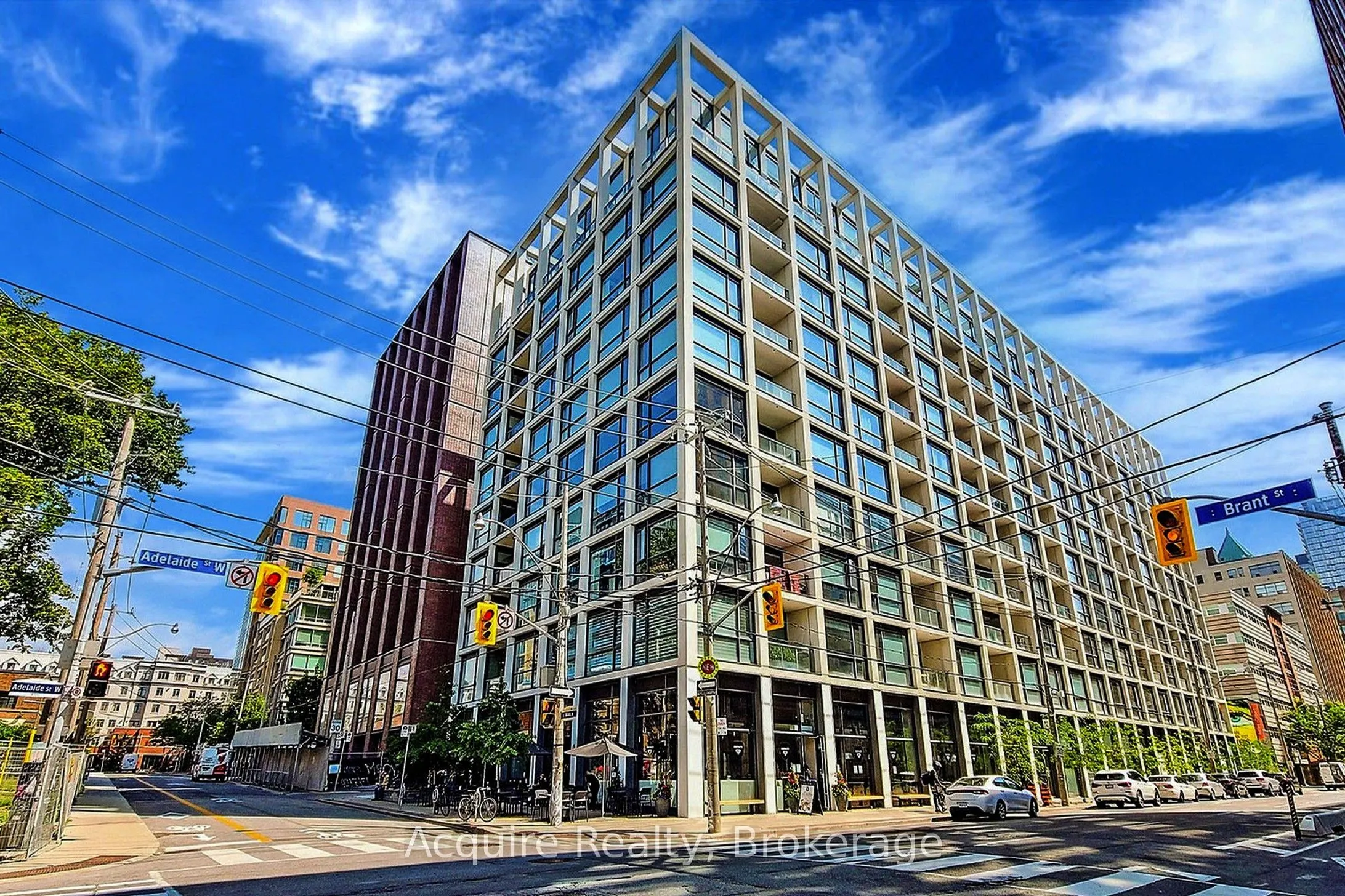 39 Brant Street, #415