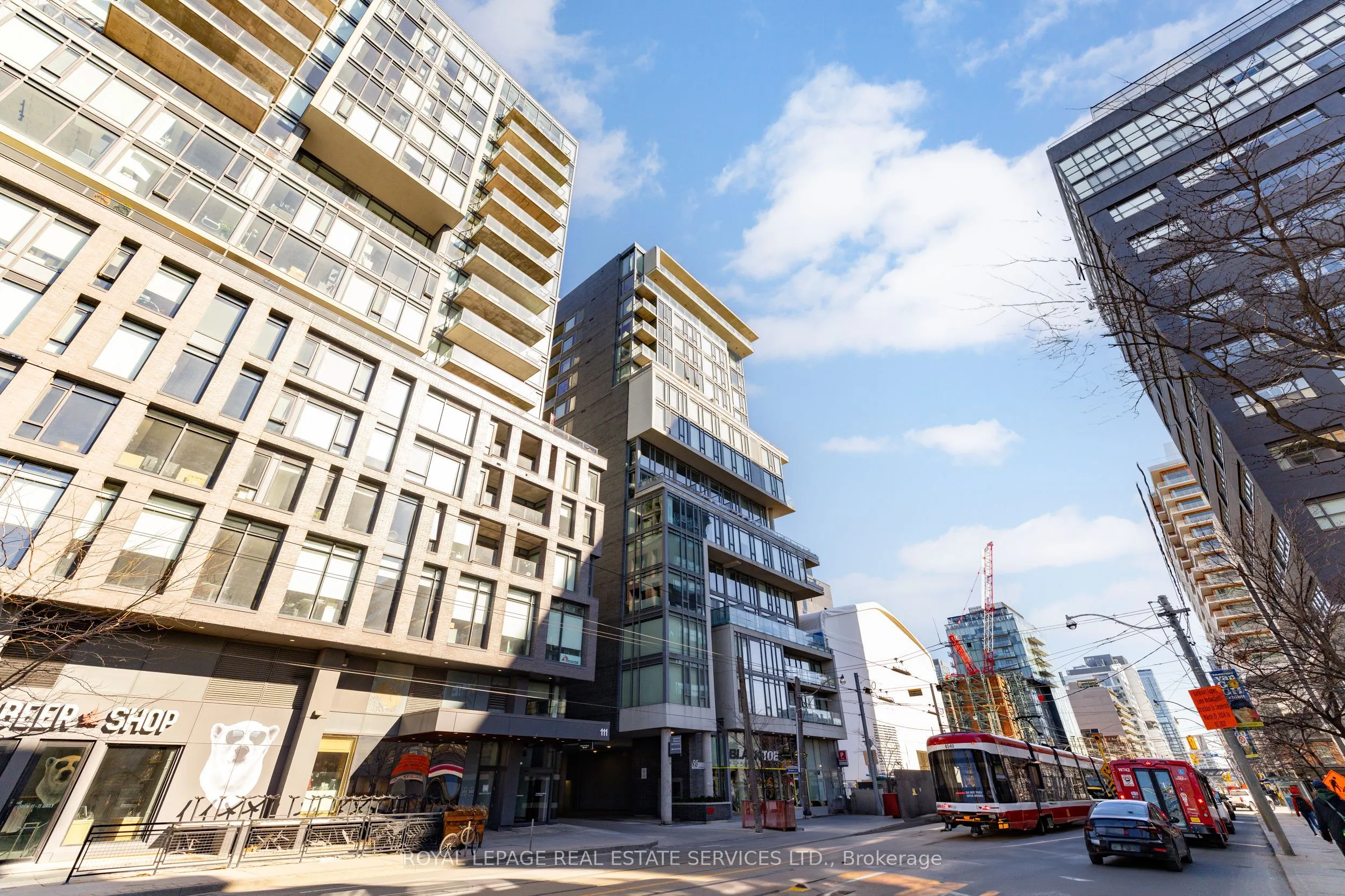 95 Bathurst Street, #221