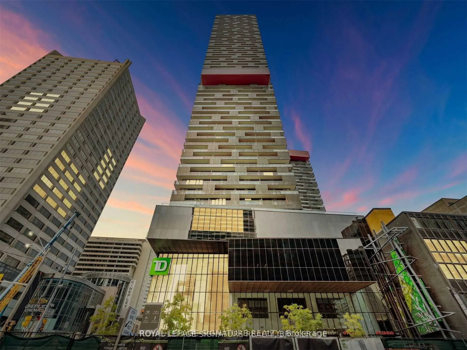 8 Eglinton Avenue E, #5303