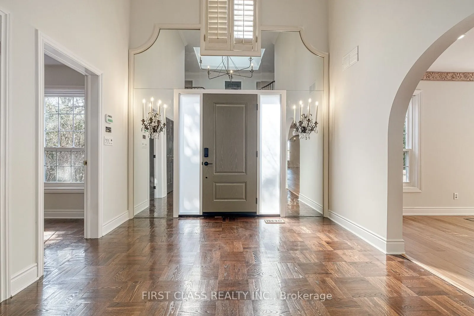 10 Donwoods Drive