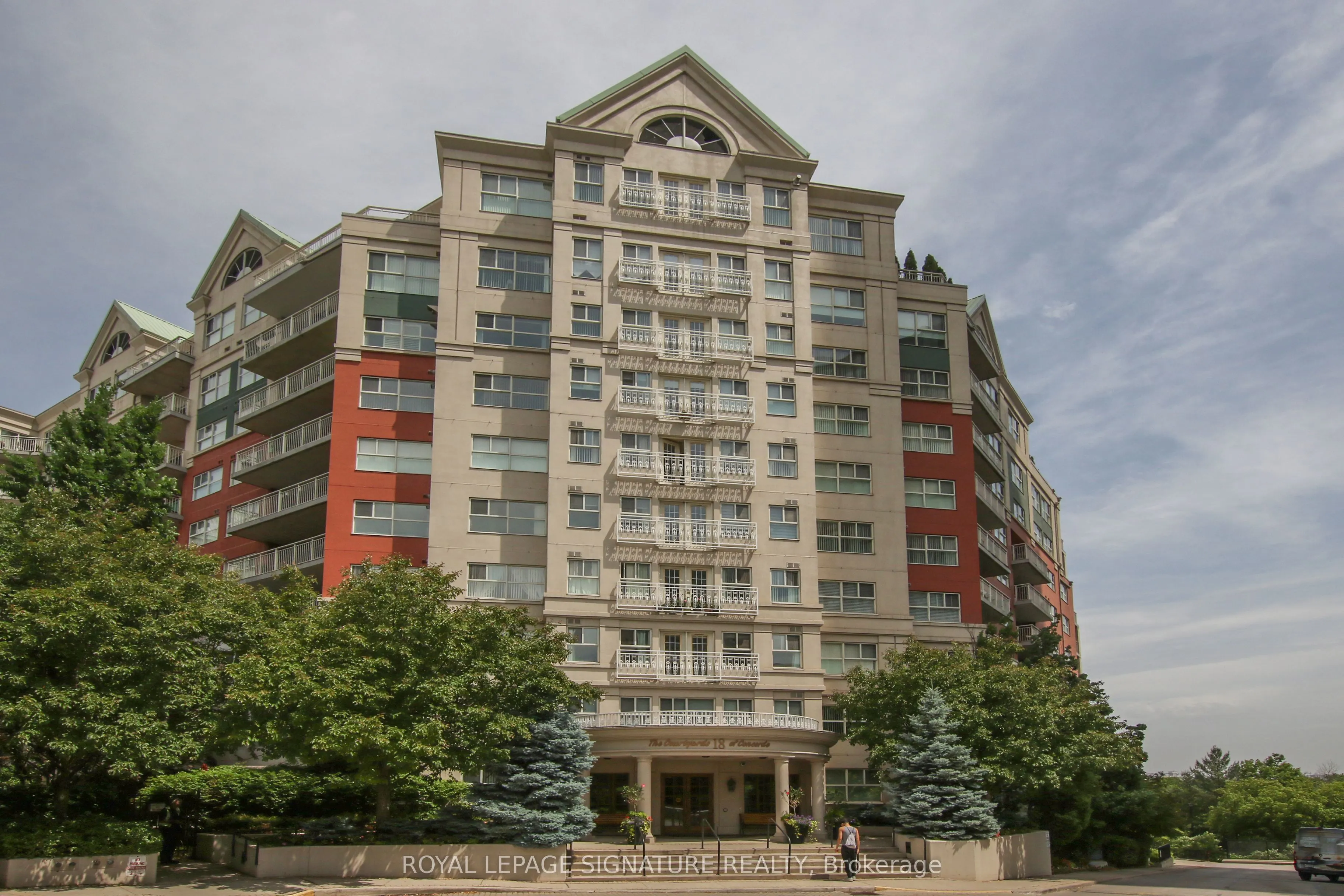 18 Concorde Place, #LC9