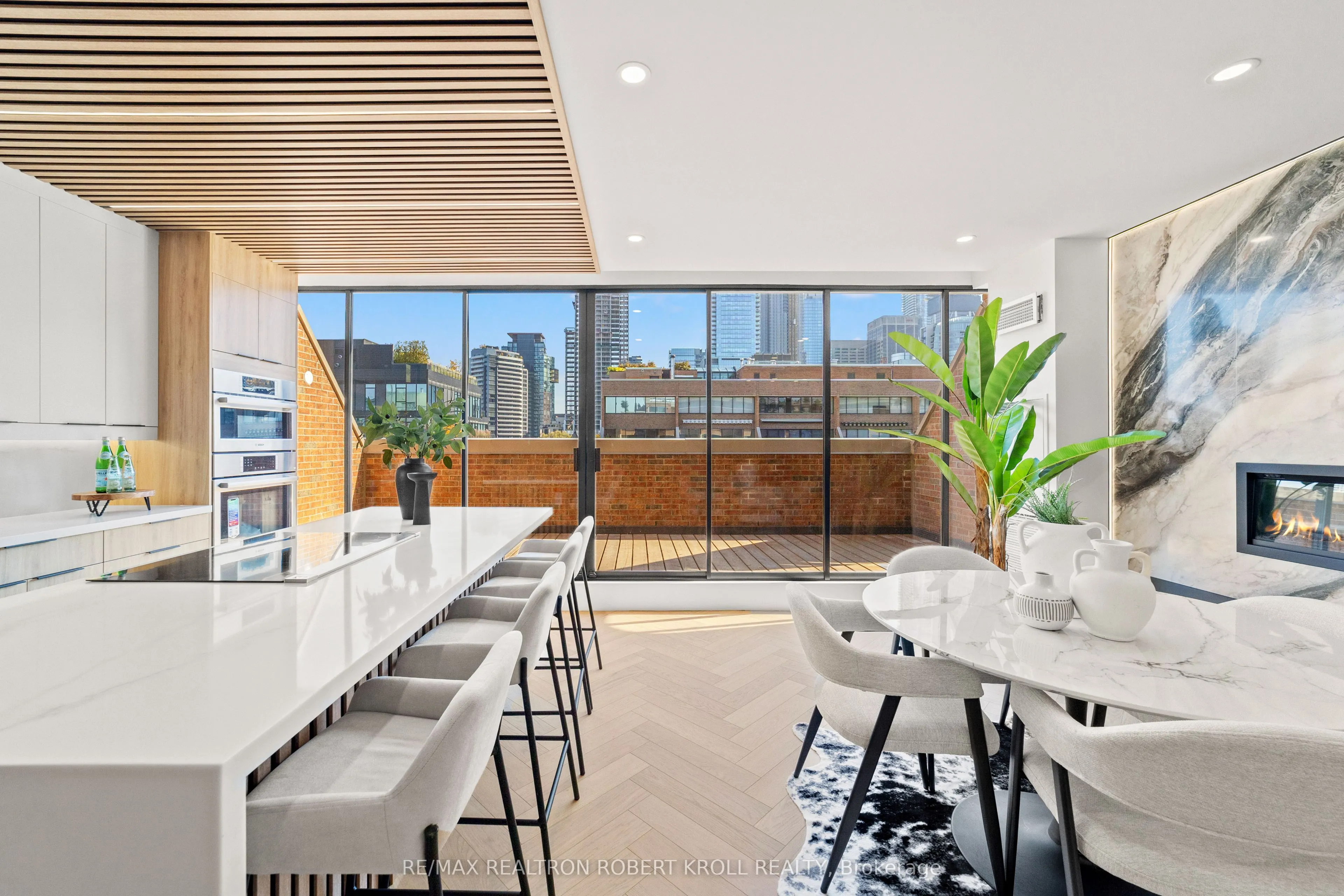 55A Avenue Road, #602