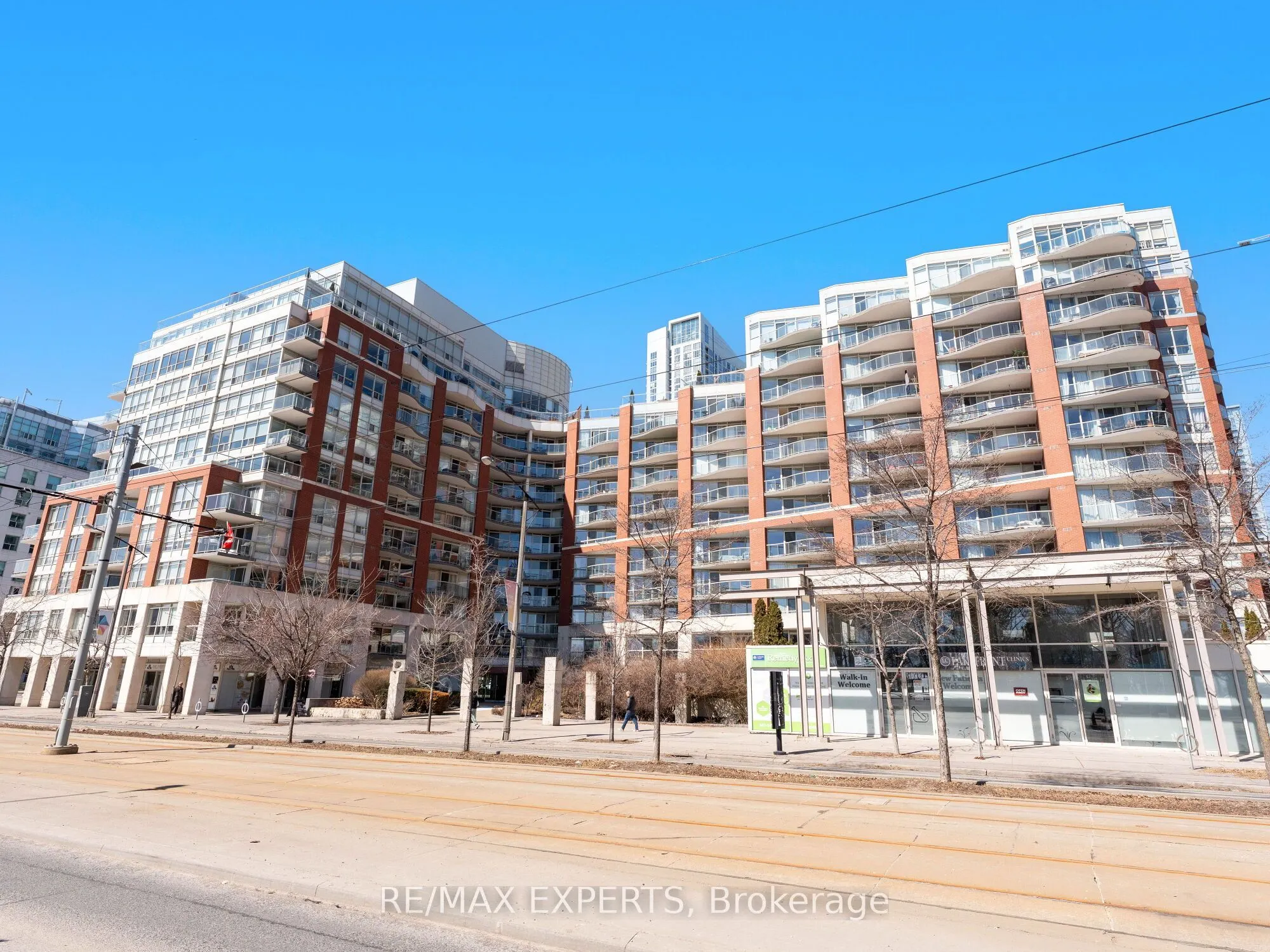 550 Queens Quay W, #412