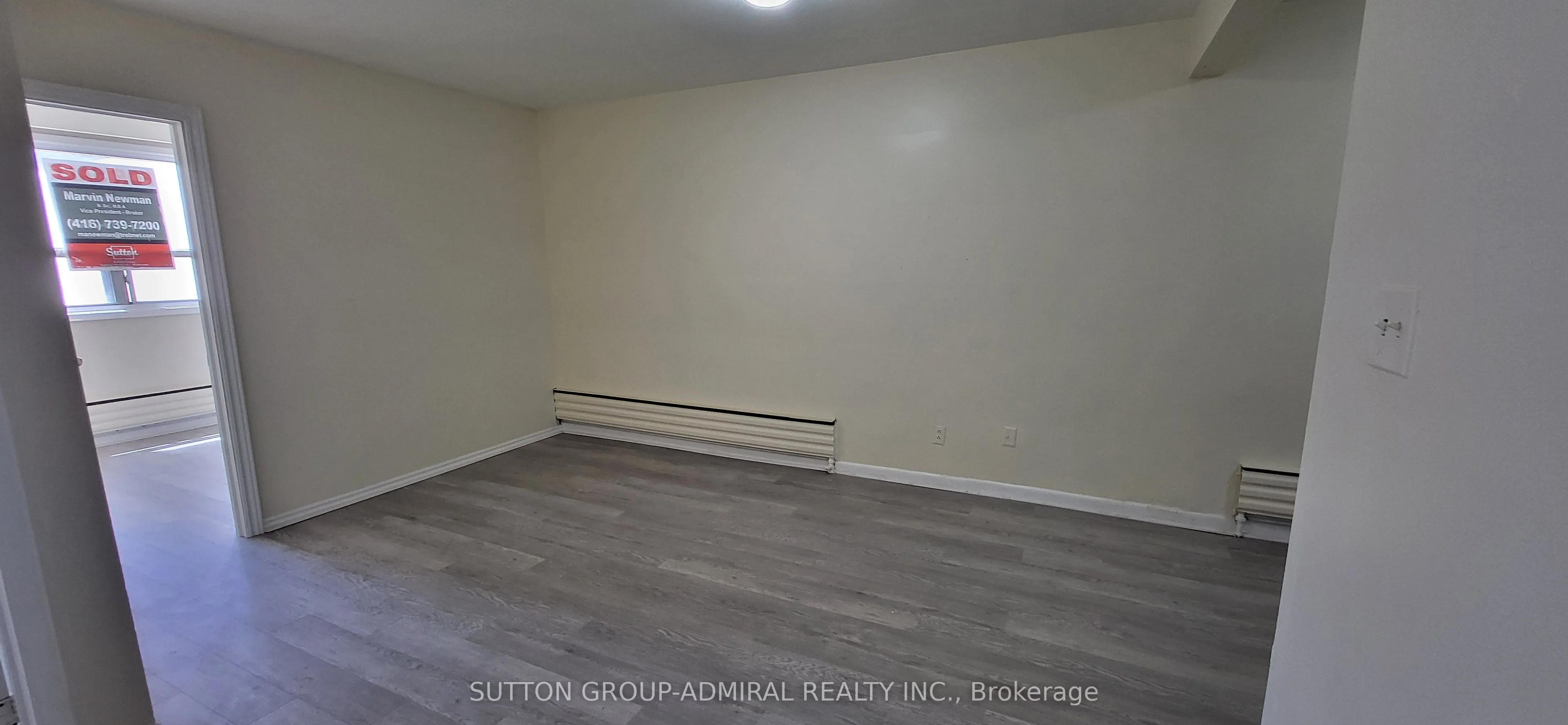 2839 Bathurst Street
