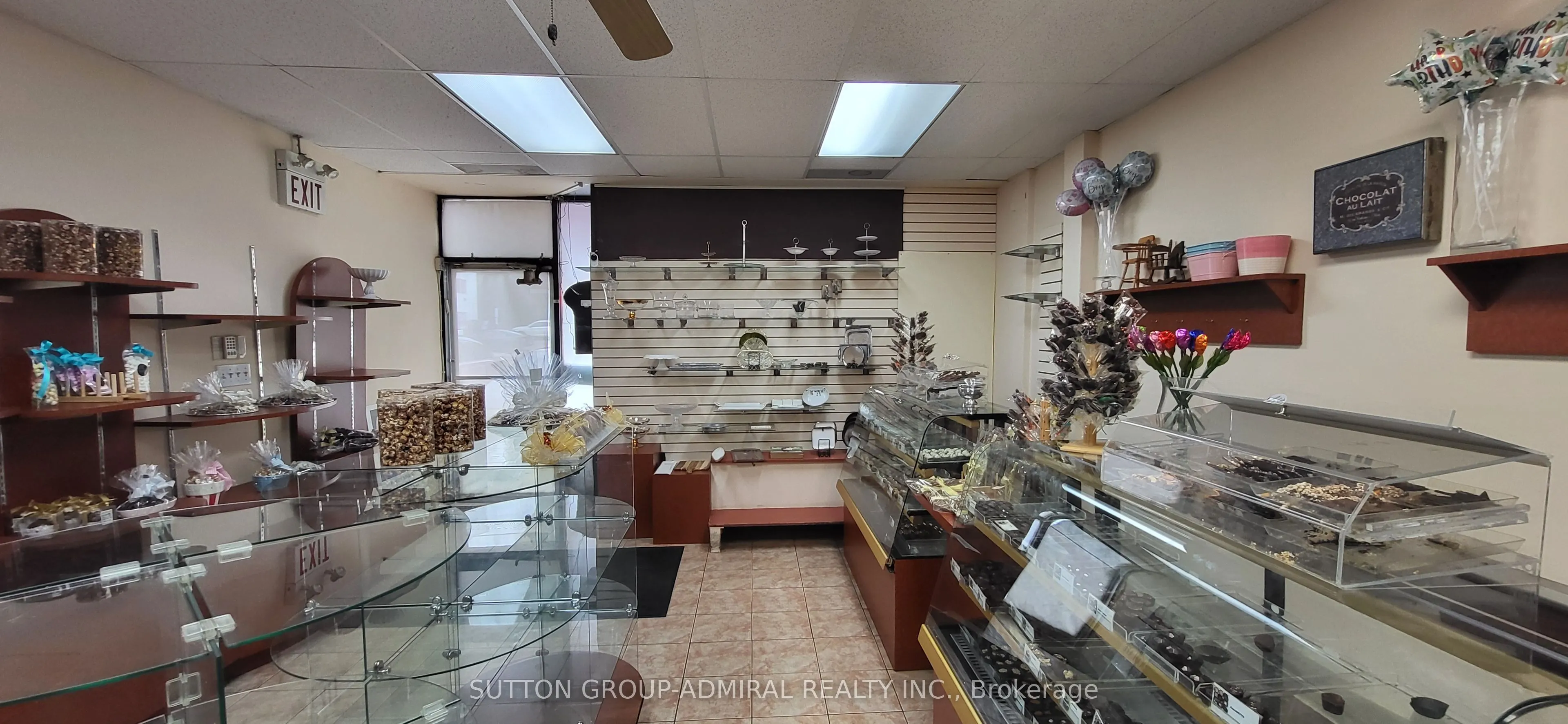 2839 Bathurst Street