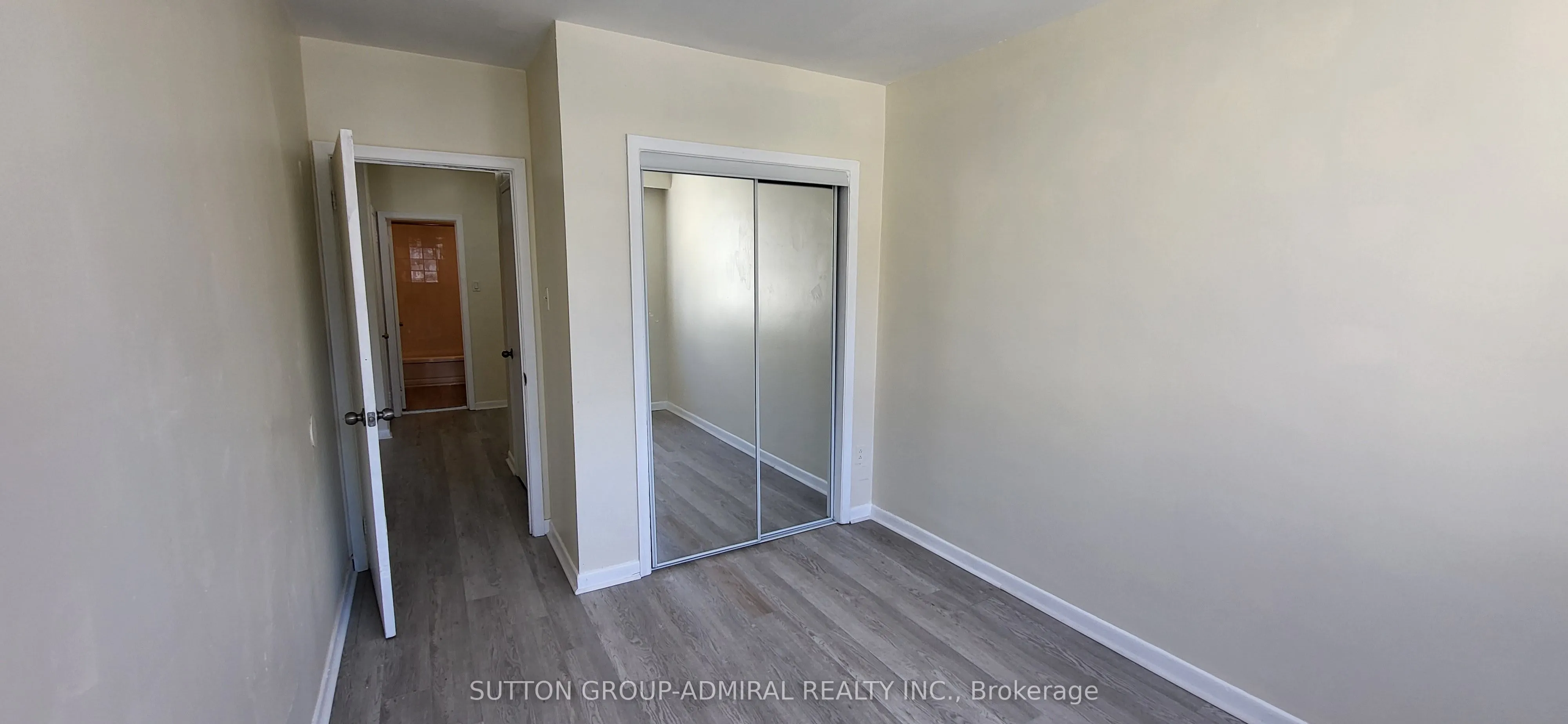 2839 Bathurst Street