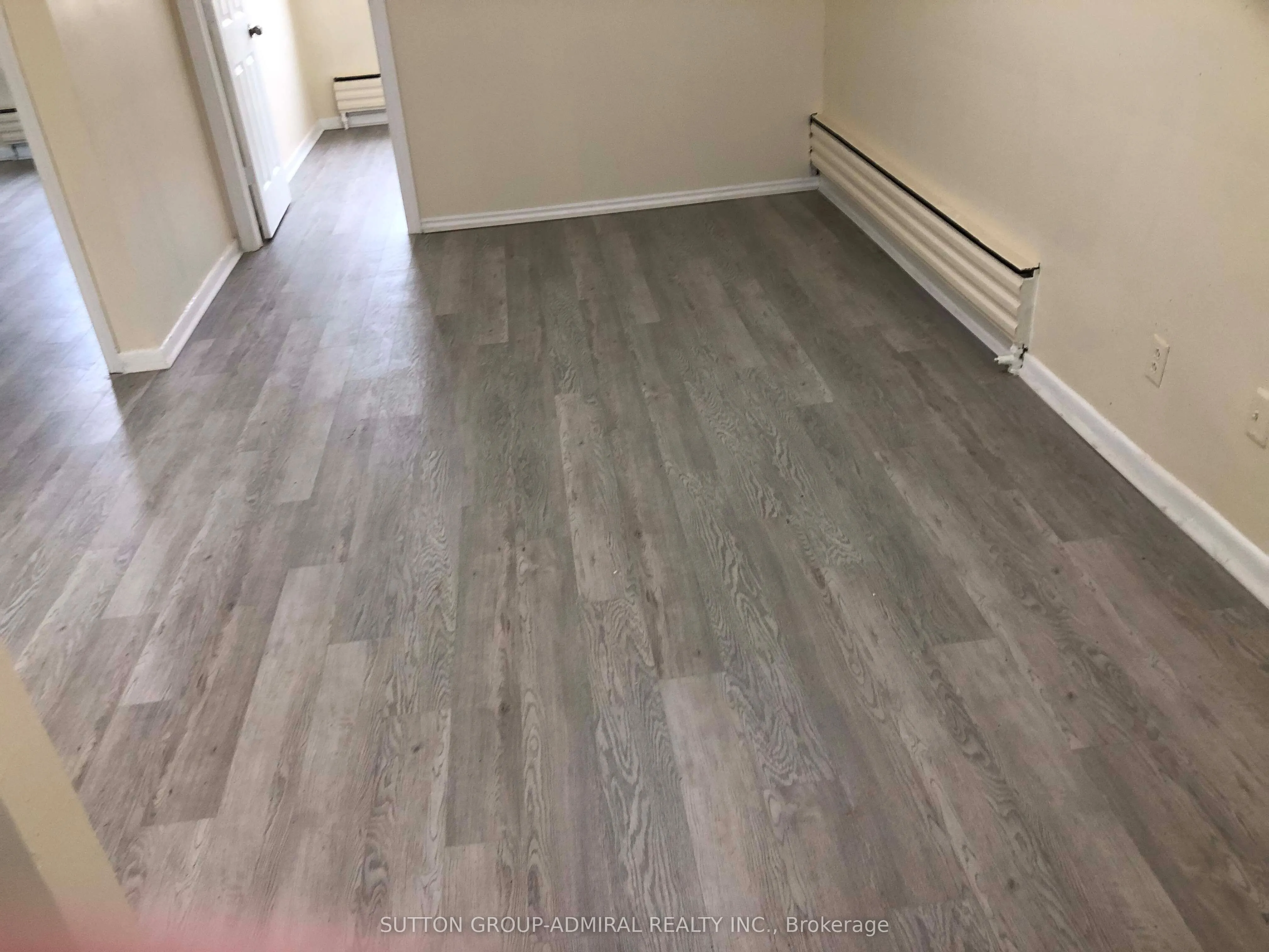 2839 Bathurst Street