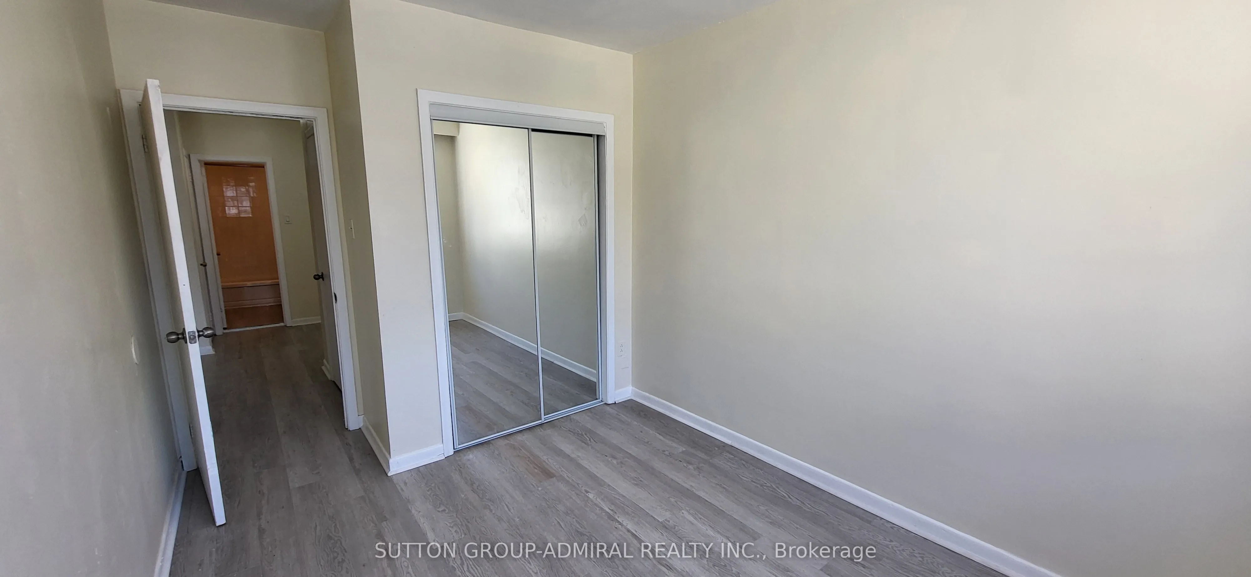 2839 Bathurst Street