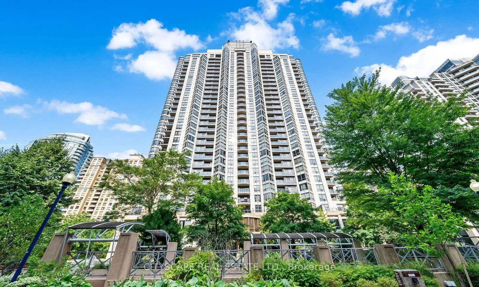 10 Northtown Way, #2310