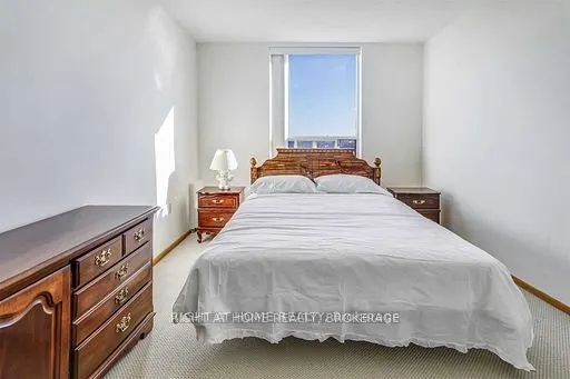 130 Neptune Drive, #1601