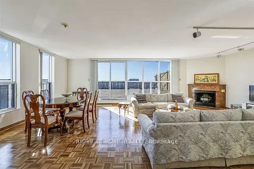 130 Neptune Drive, #1601