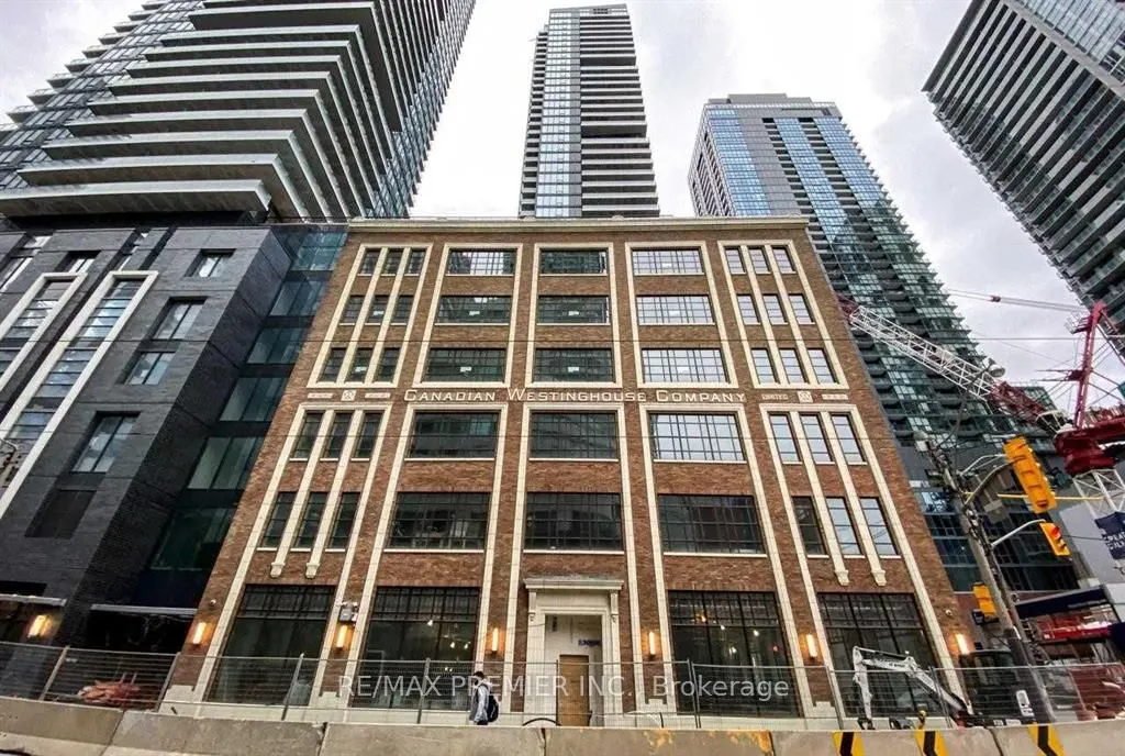 115 Blue Jays Way, #4301