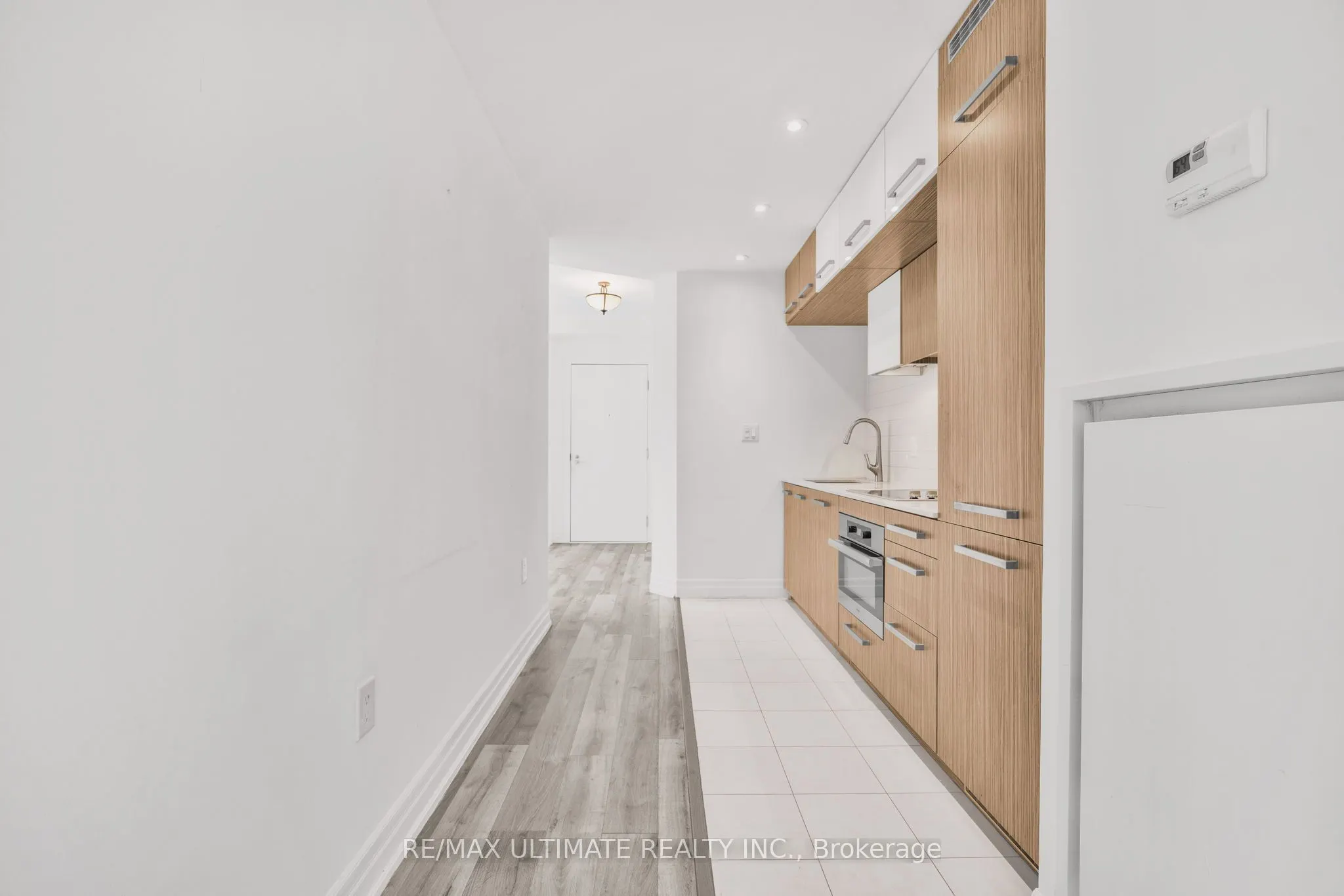 8 The Esplanade Street, #506