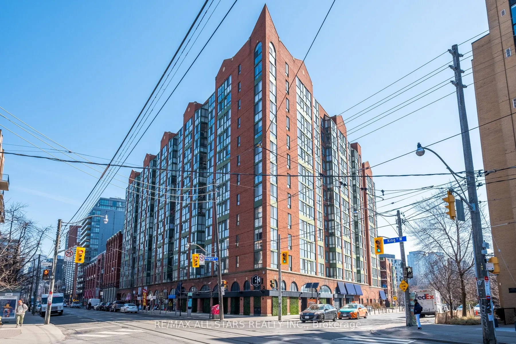 801 King Street W, #816