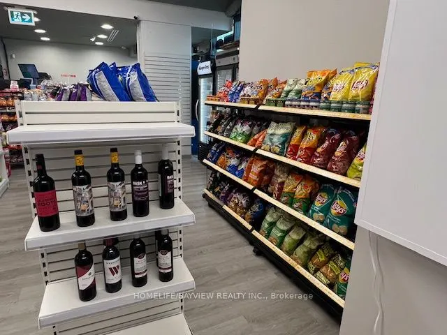 1490 Bathurst Street