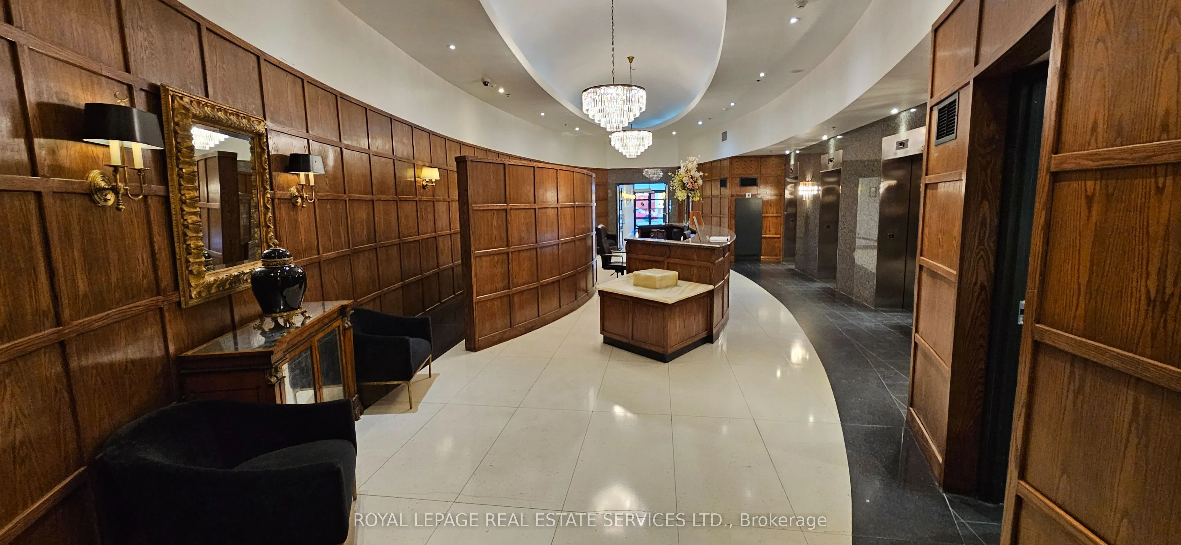 102 Bloor Street W #306
