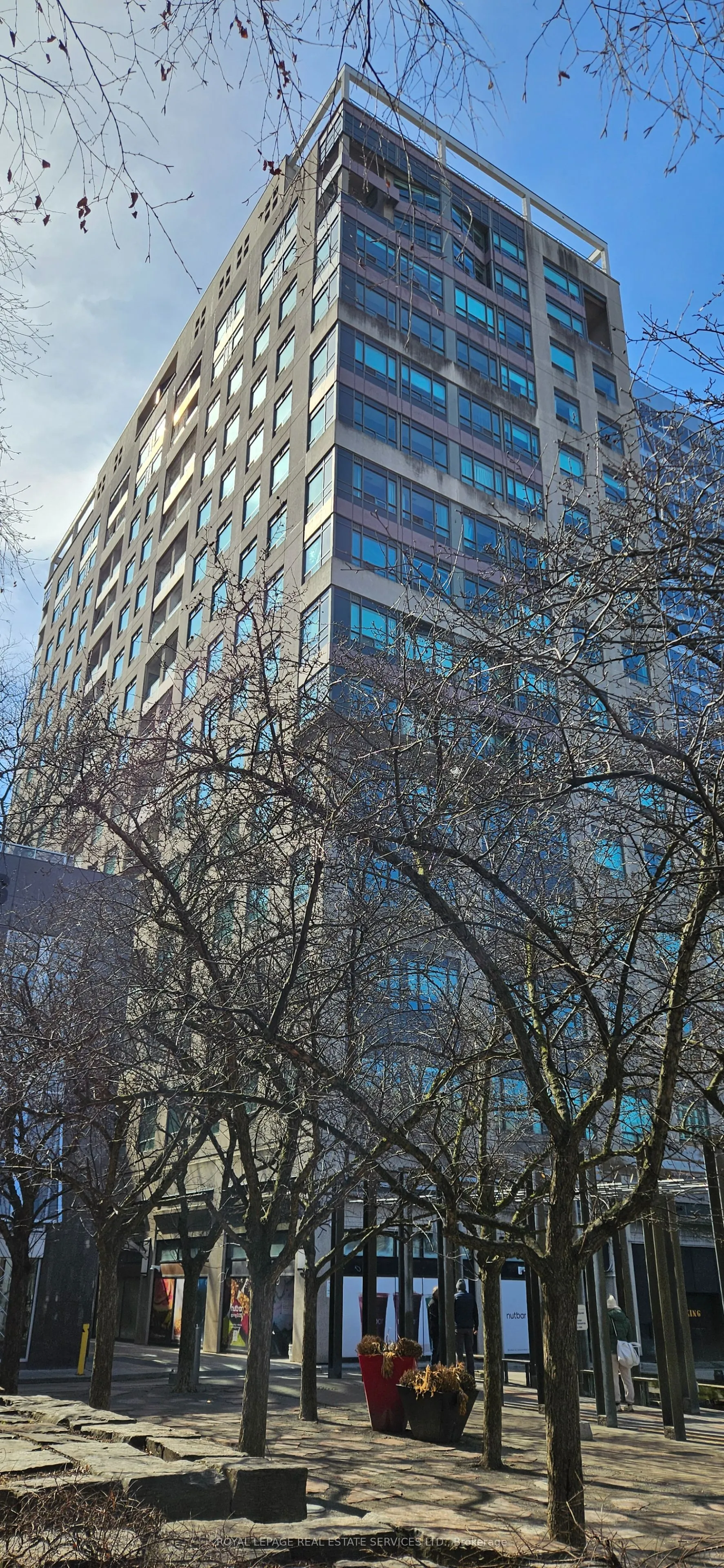 102 Bloor Street W #306