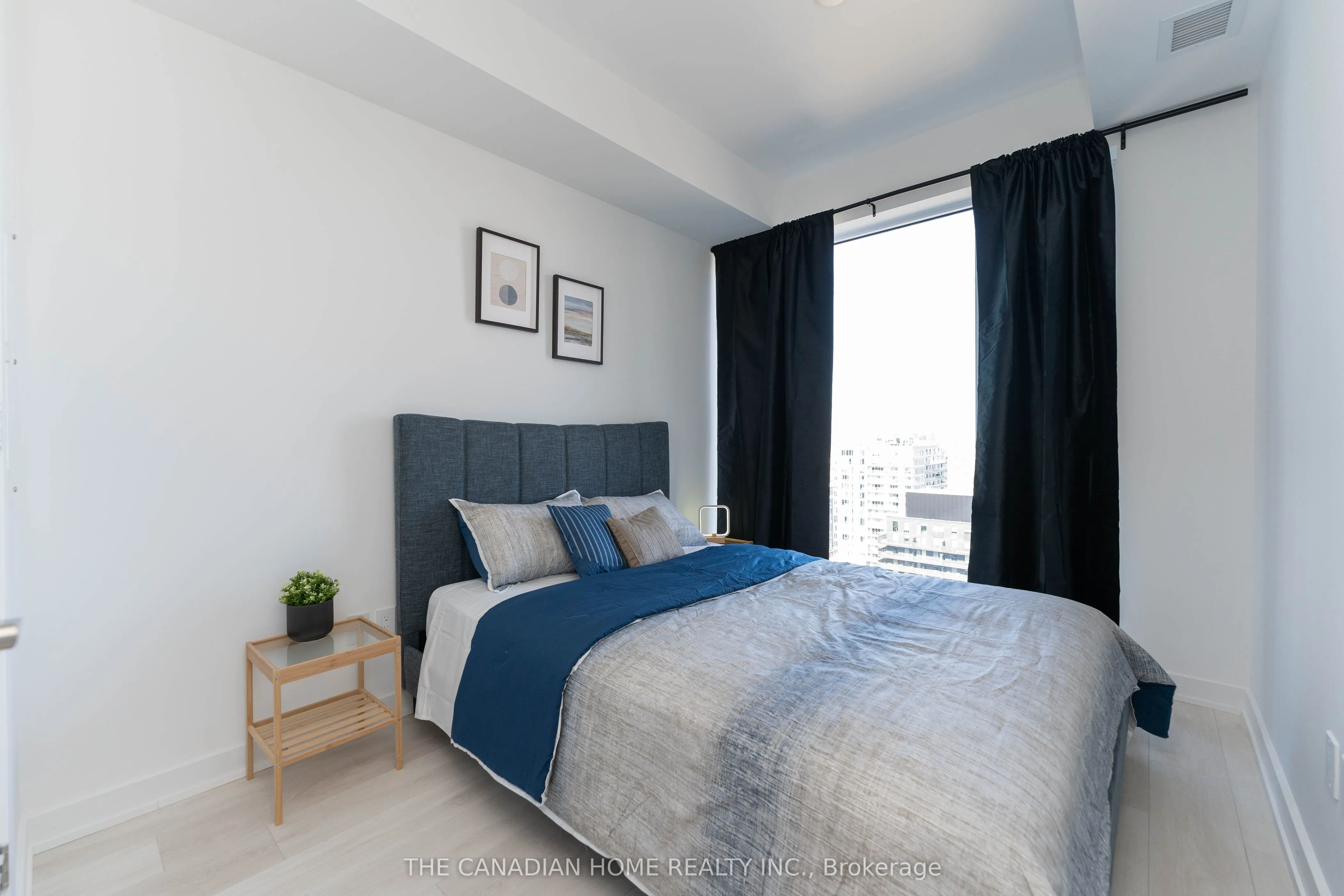 8 Tippett Road, #1511