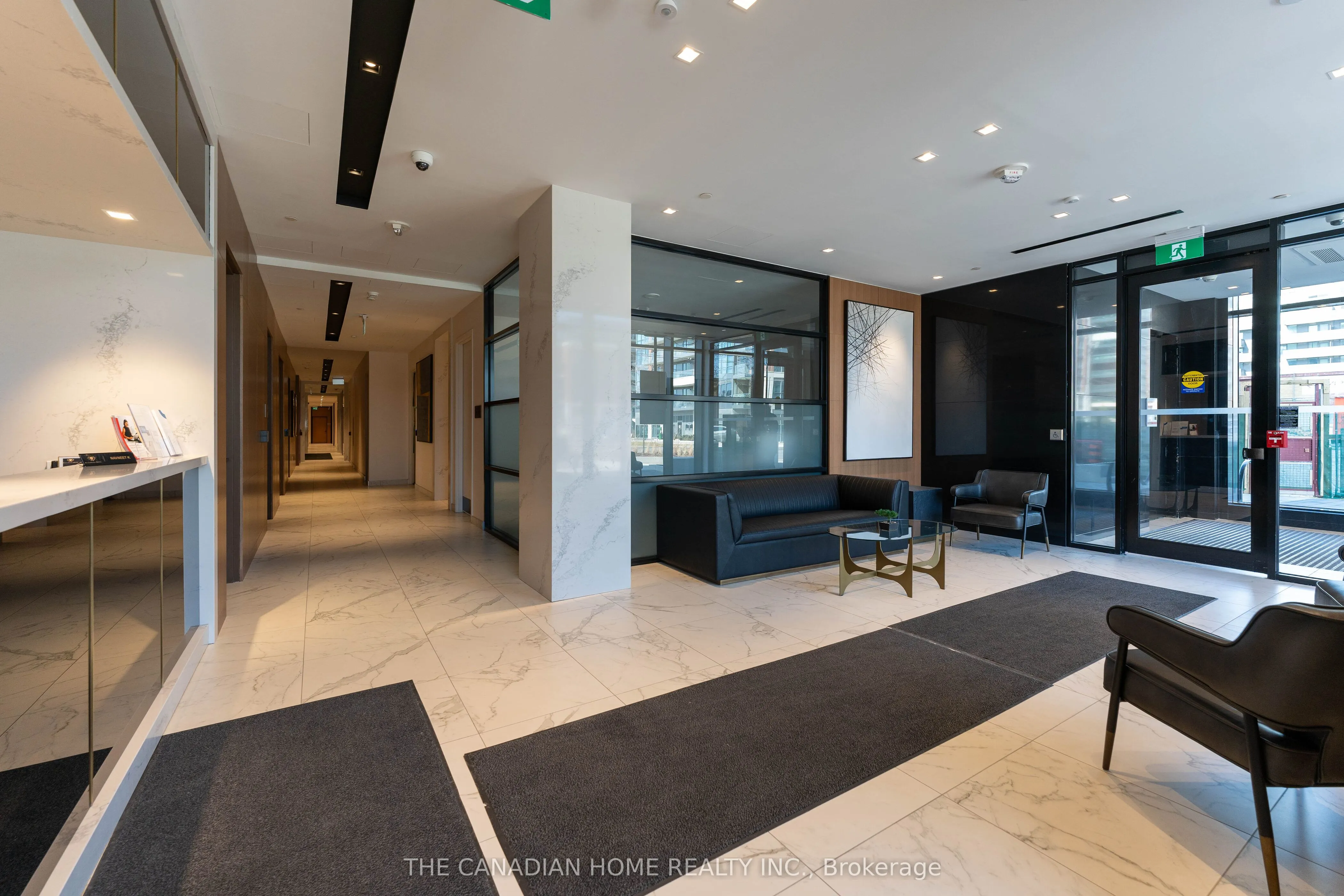 8 Tippett Road, #1511