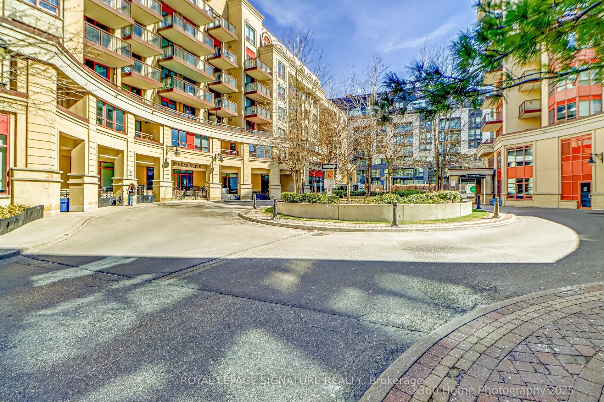 27 Rean Drive, #501