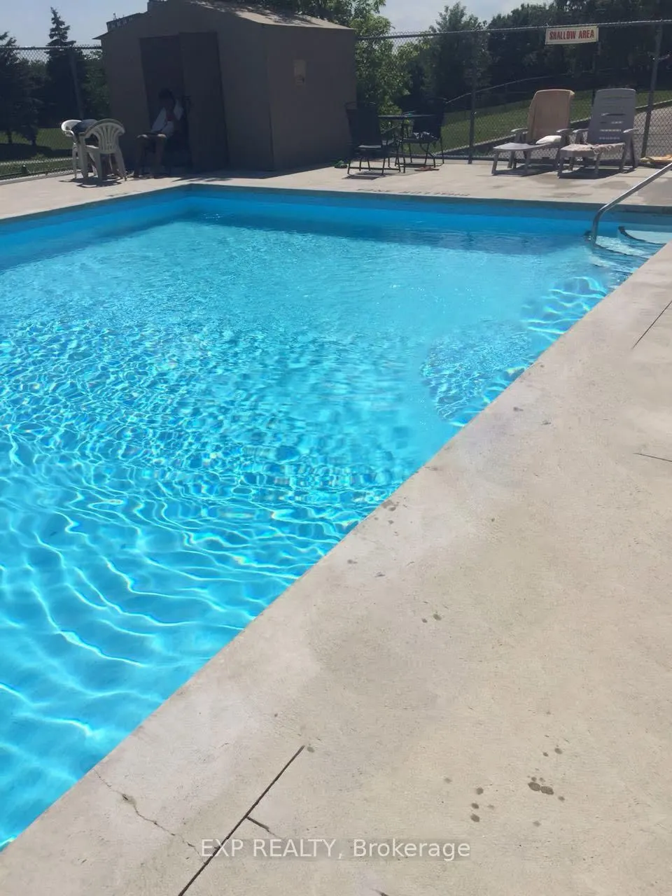 45 Sunrise Avenue, #907