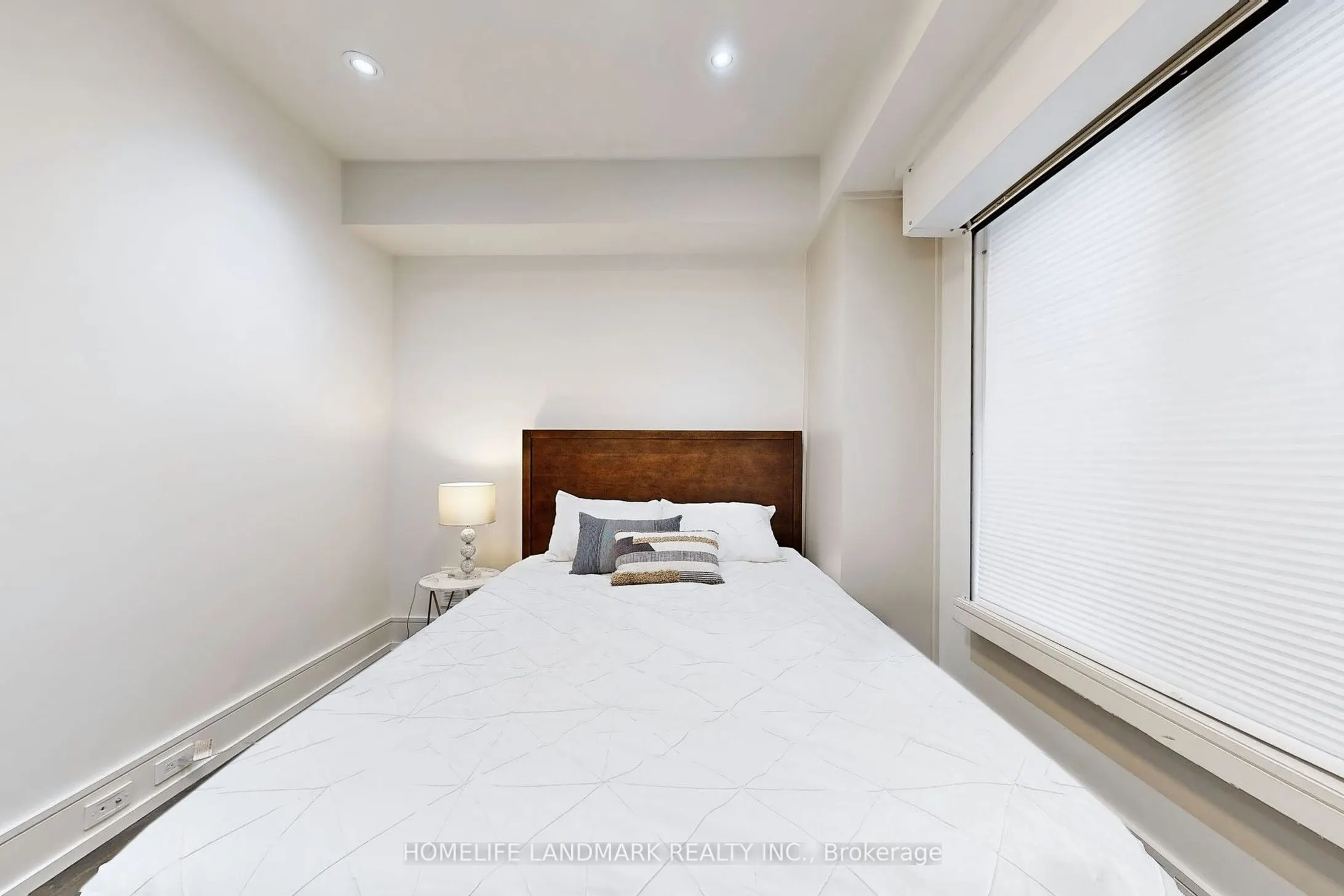301 Jedburgh Road