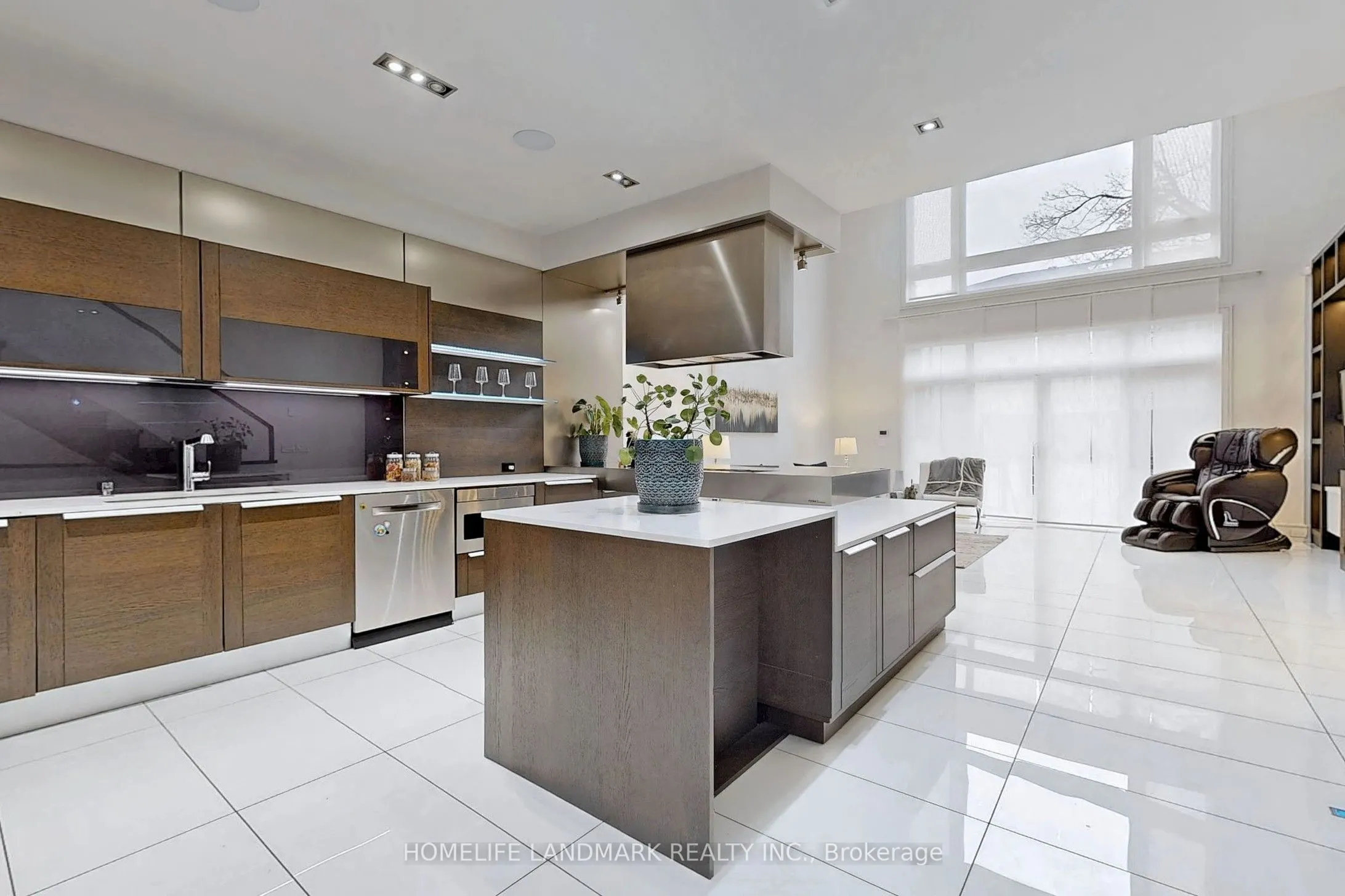 301 Jedburgh Road