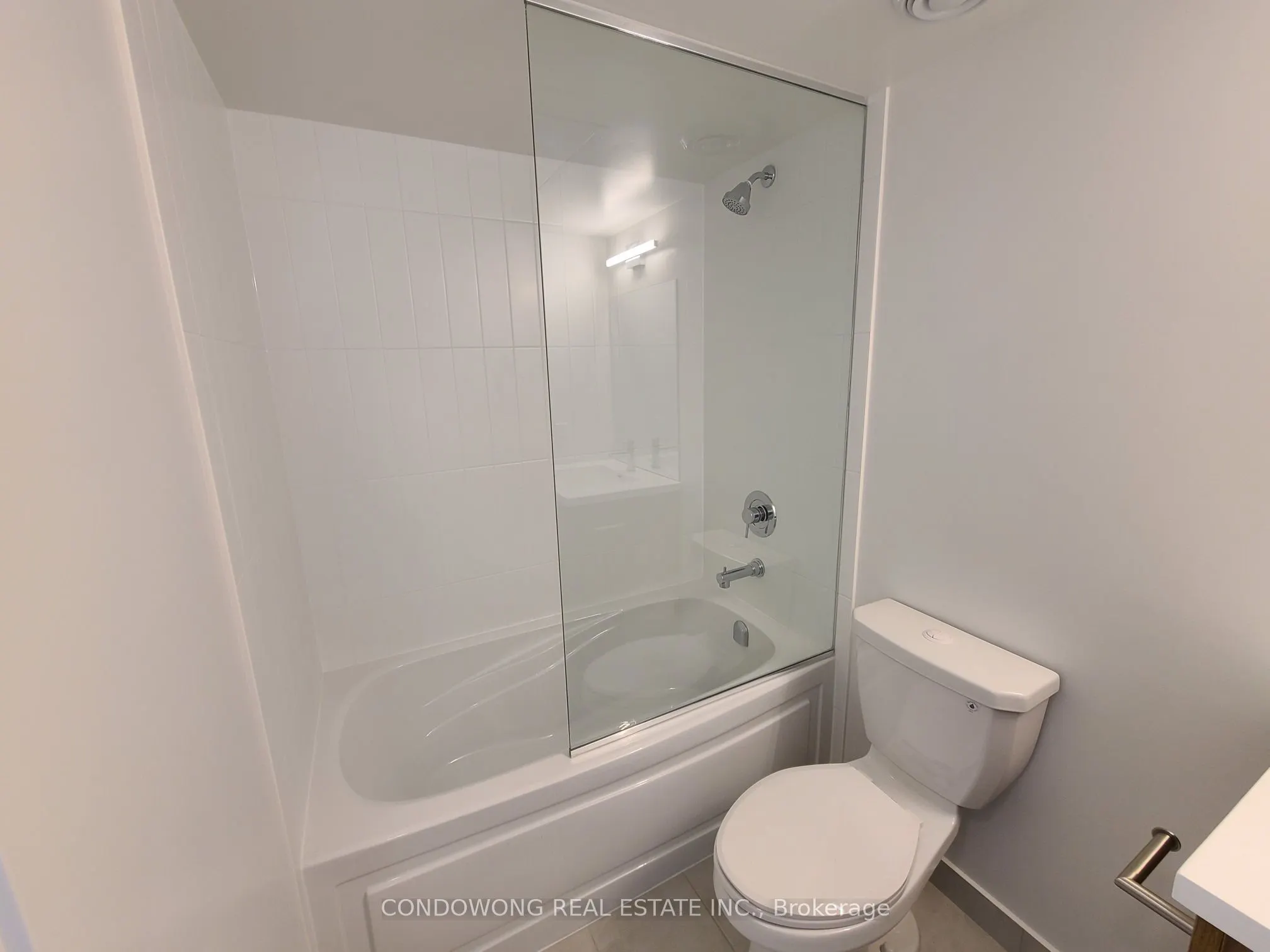 60 Shuter Street, #3001