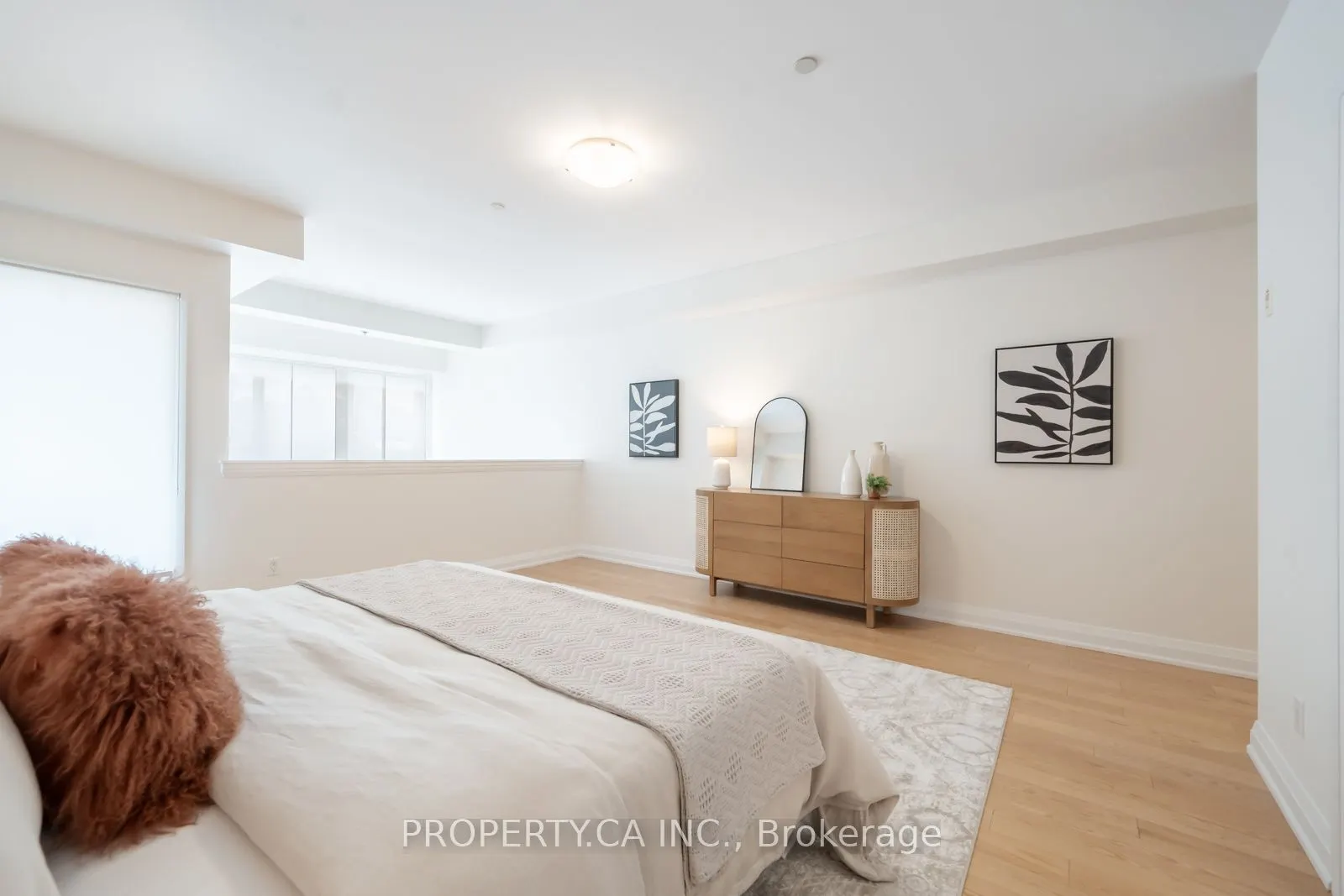 473 Dupont Street, #1