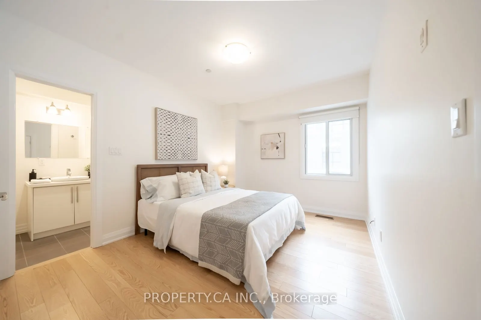 473 Dupont Street, #1