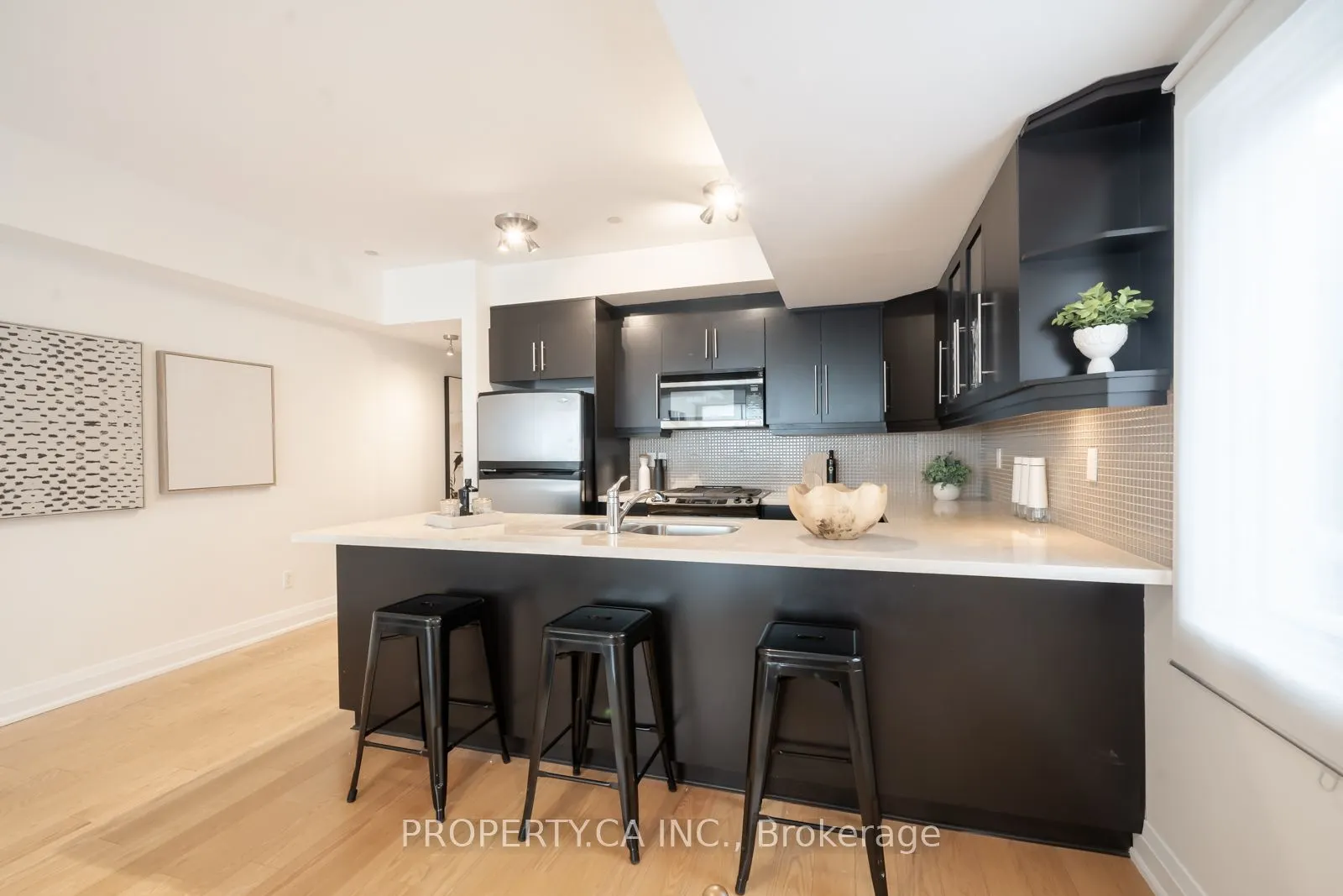 473 Dupont Street, #1