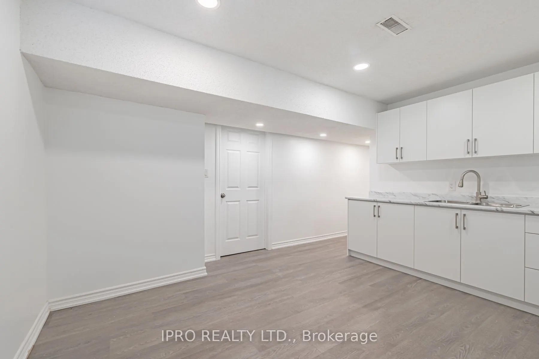 27 Danby Avenue, #2