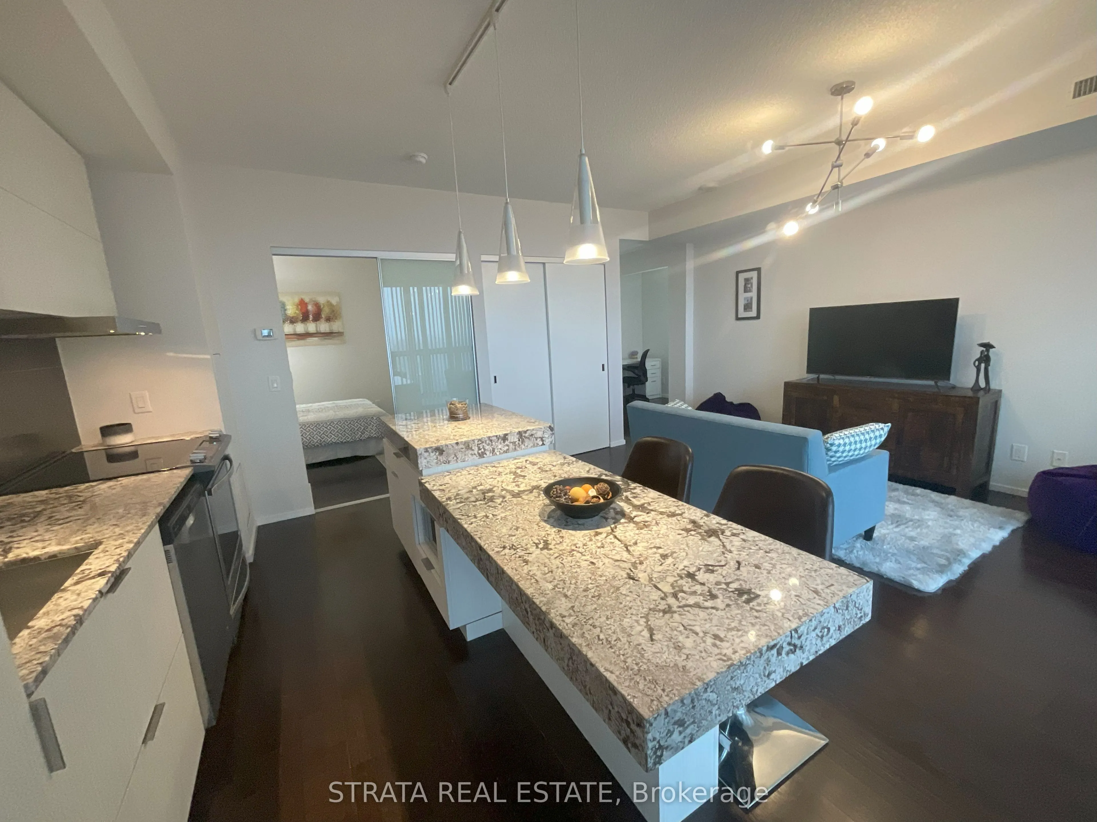 101 Charles Street E #4608