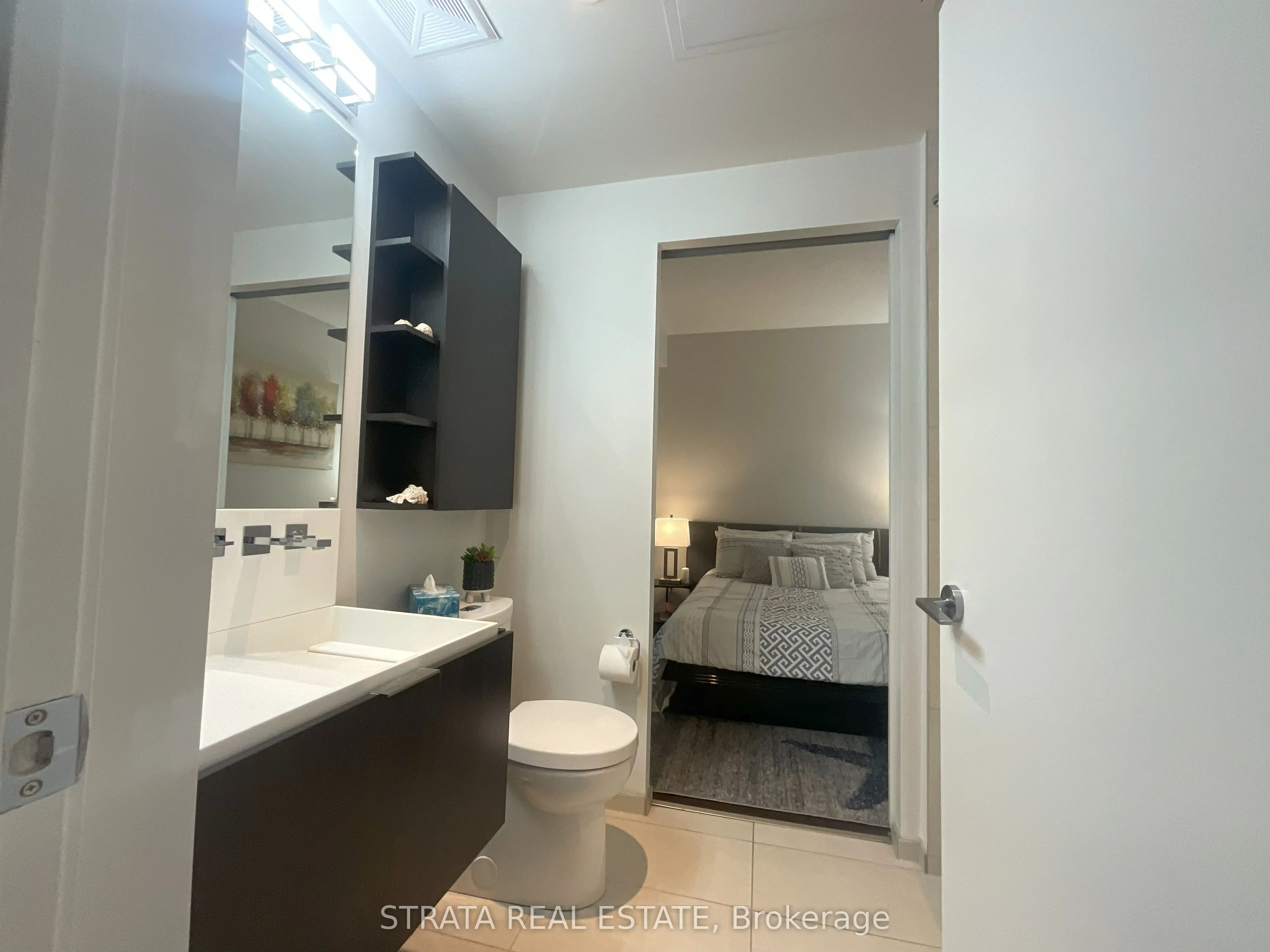 101 Charles Street E #4608