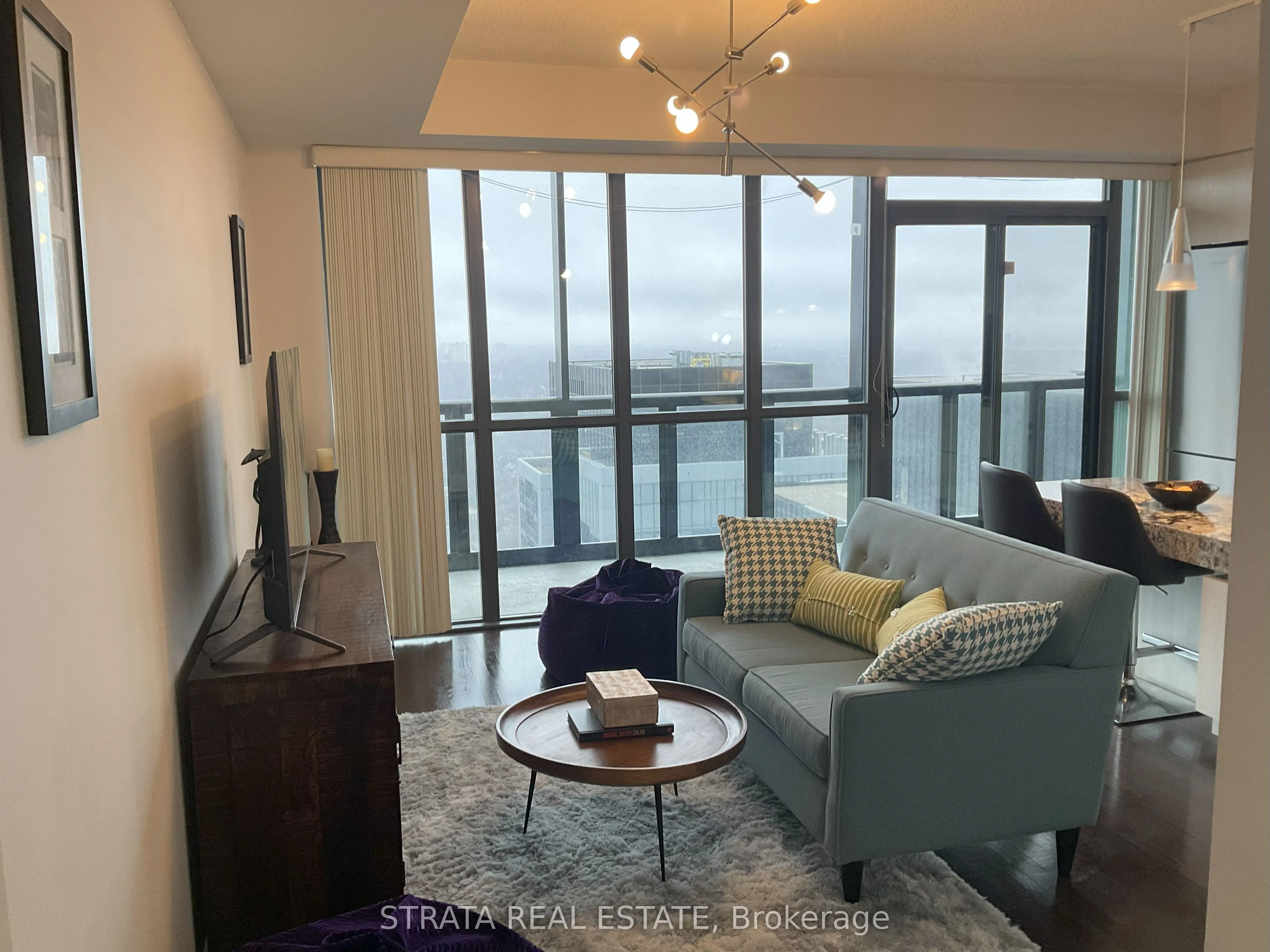 101 Charles Street E #4608