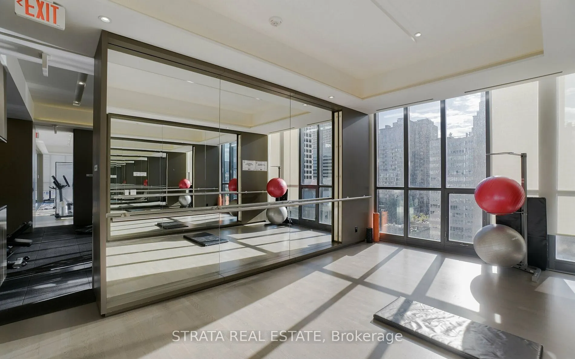 101 Charles Street E #4608