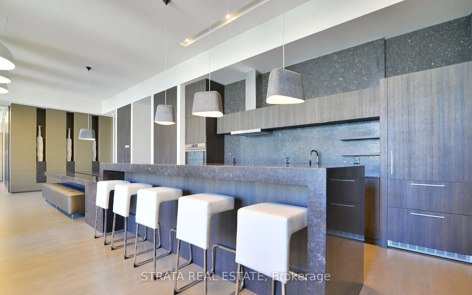 101 Charles Street E #4608