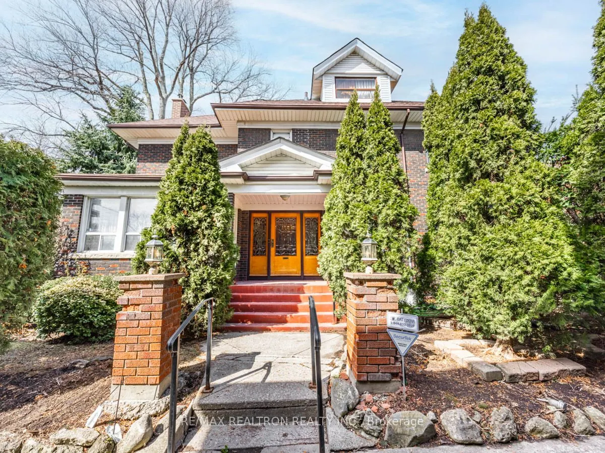 25 Robina Avenue