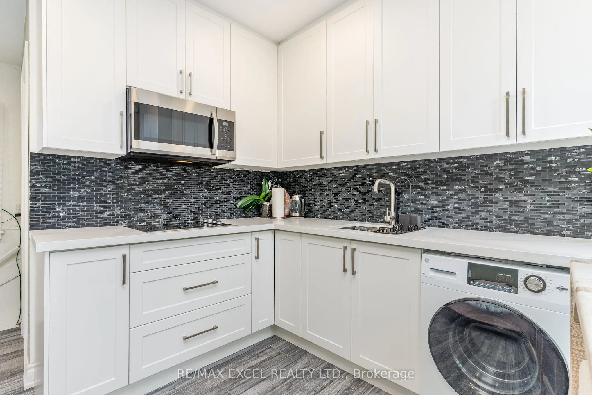 72-74 Lippincott Street