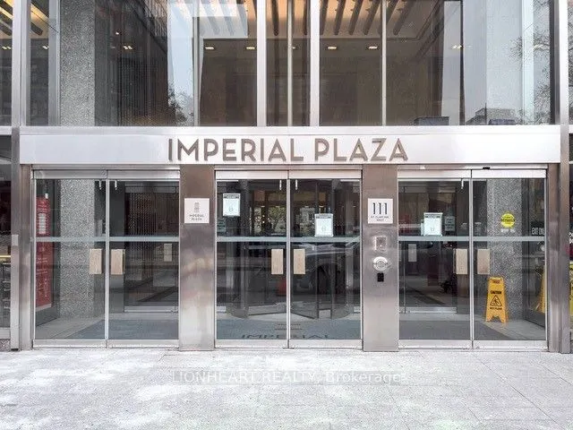 111 St Clair Avenue W, #605