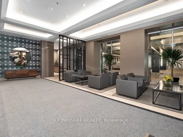 111 St Clair Avenue W, #605